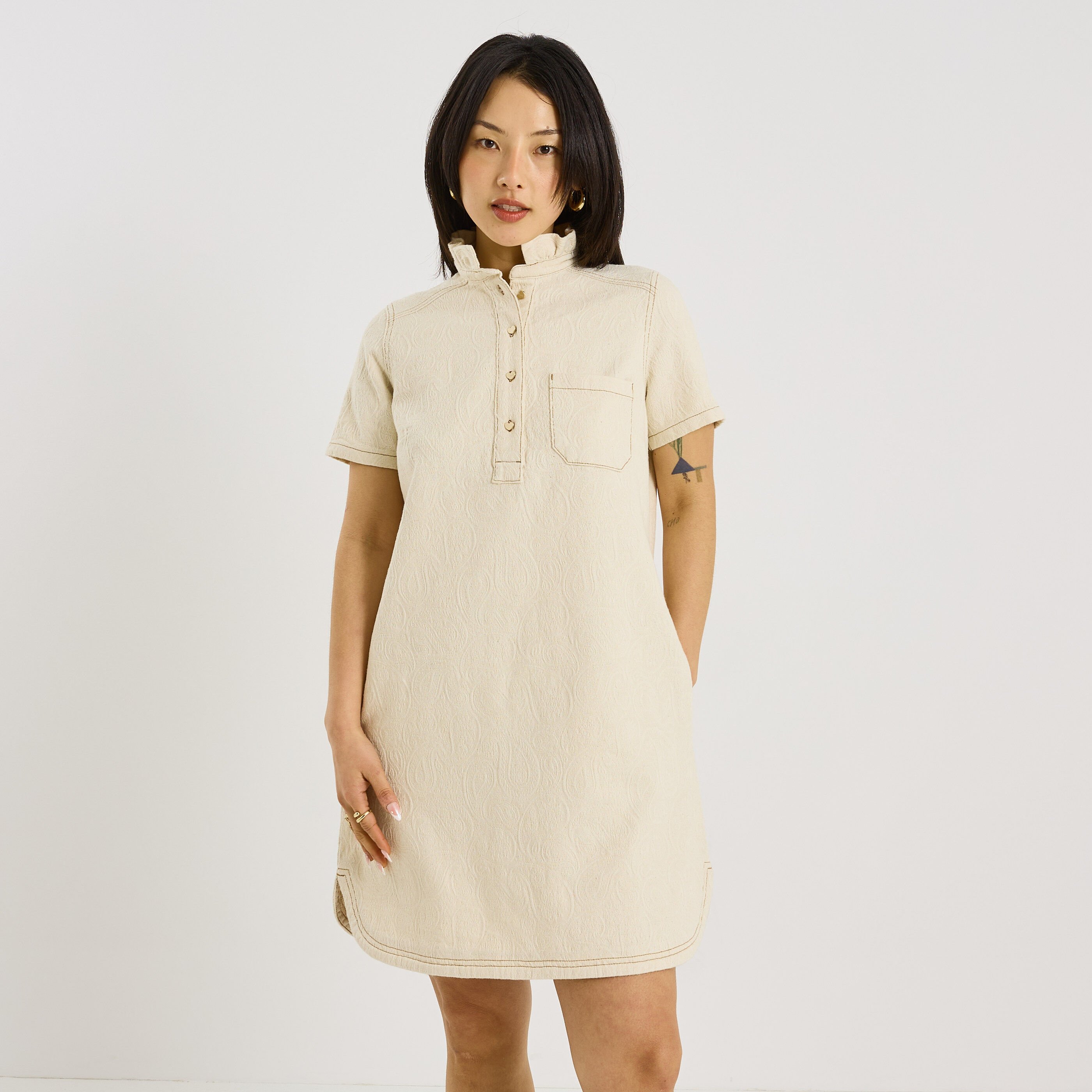 Robe courte en jacquard ton sur ton