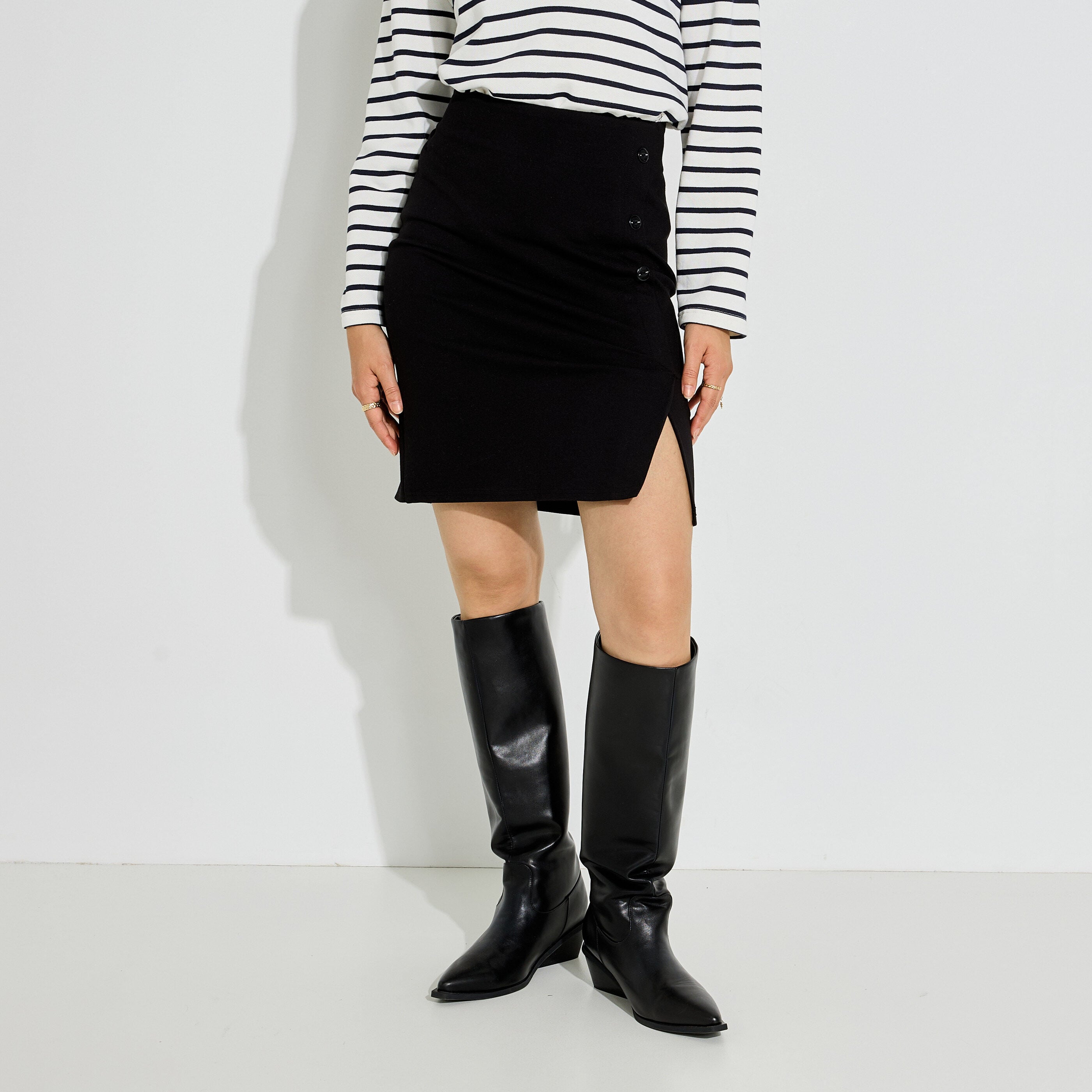 Jupe courte avec fente lat&eacute;rale femme