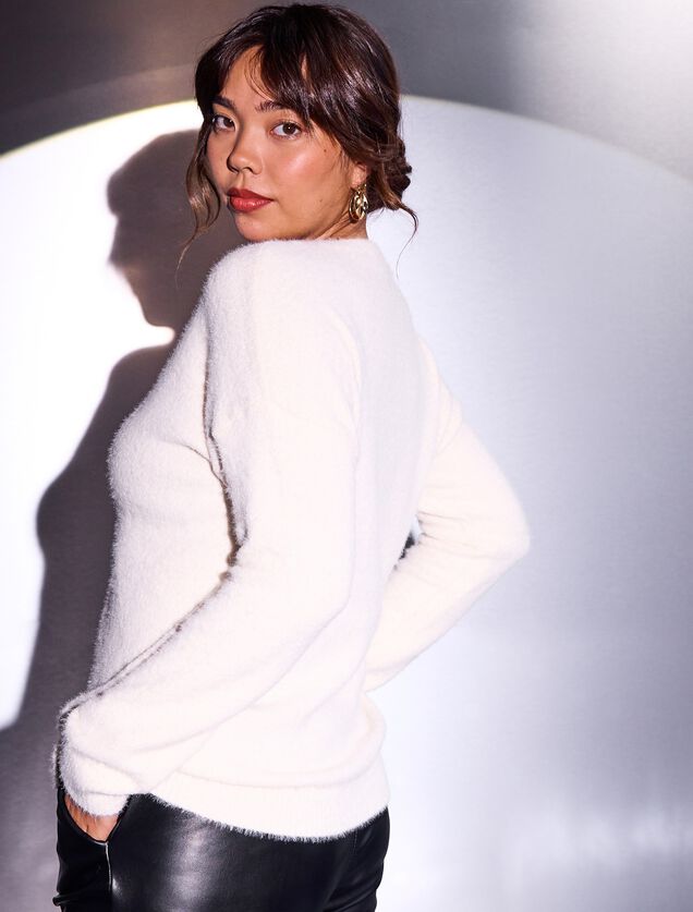 Pull col V femme