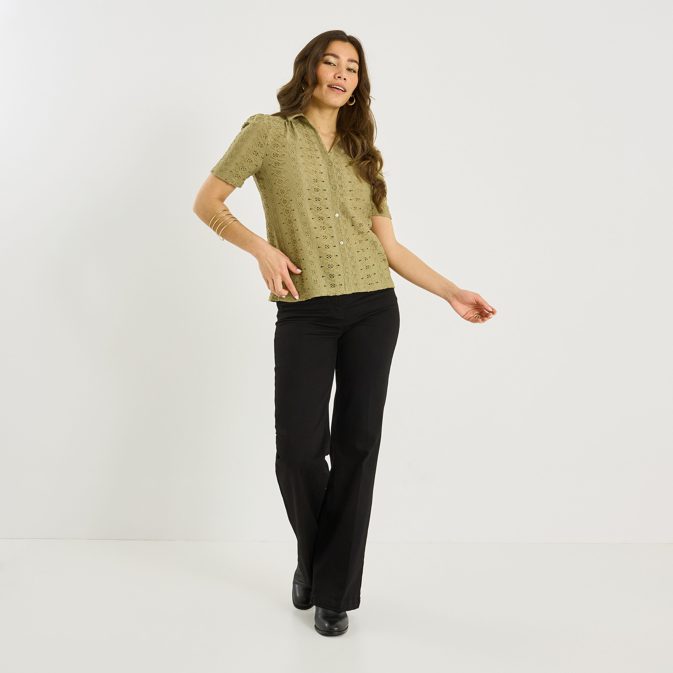 Chemise en maille ajour&eacute;e femme