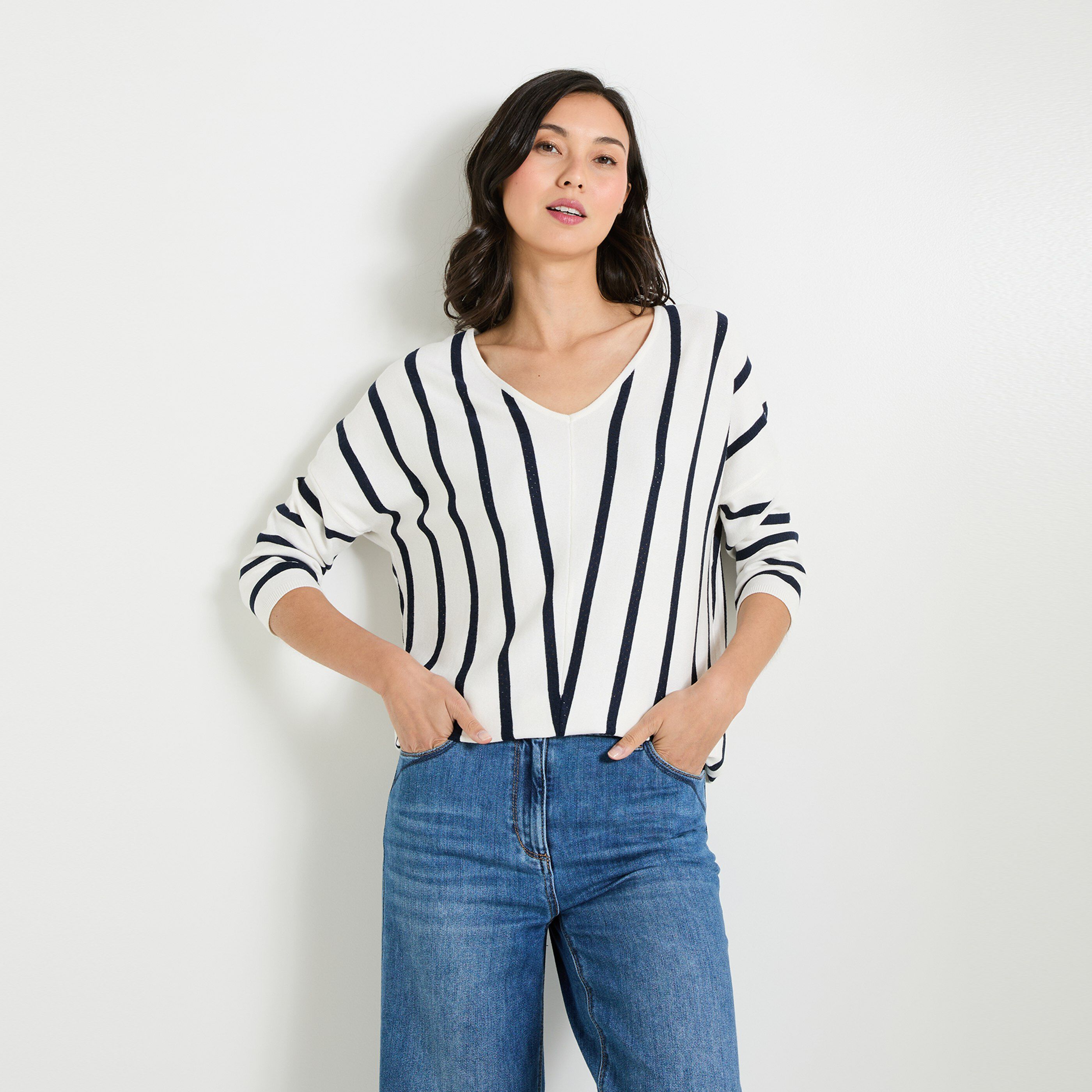 Pull col V femme