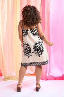Robe courte imprimée femme