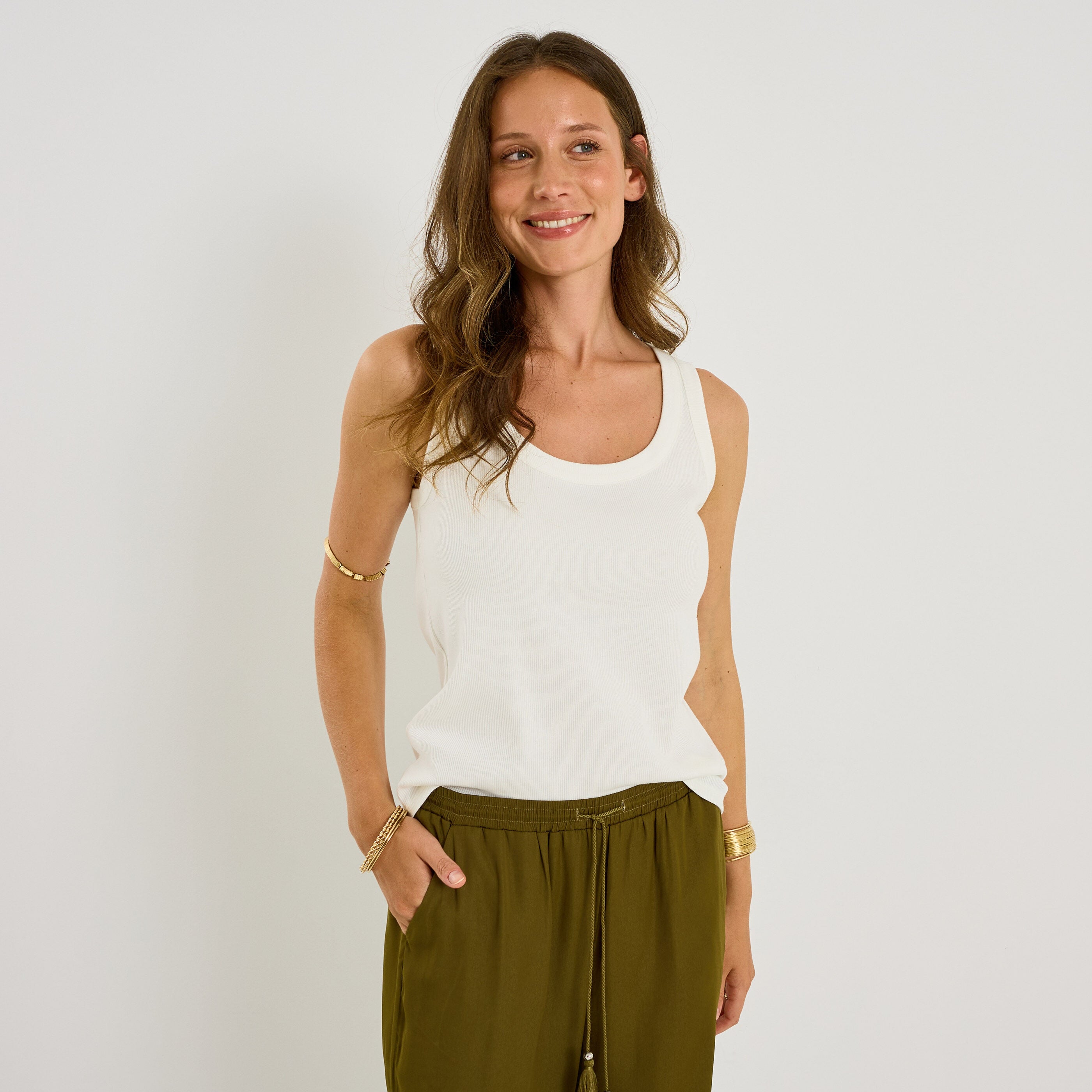 D&eacute;bardeur c&ocirc;tel&eacute; col rond femme