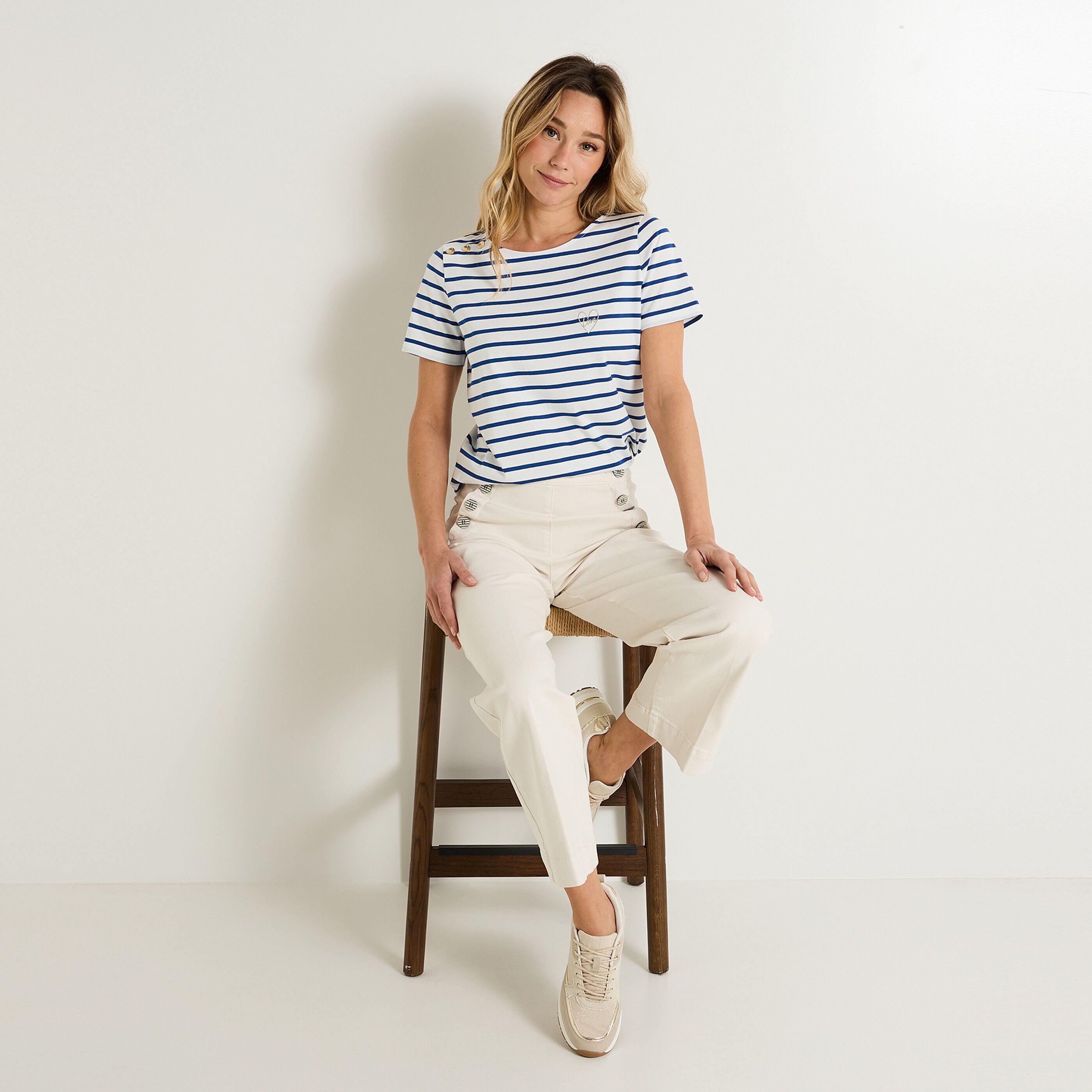 T-shirt ray&eacute; femme