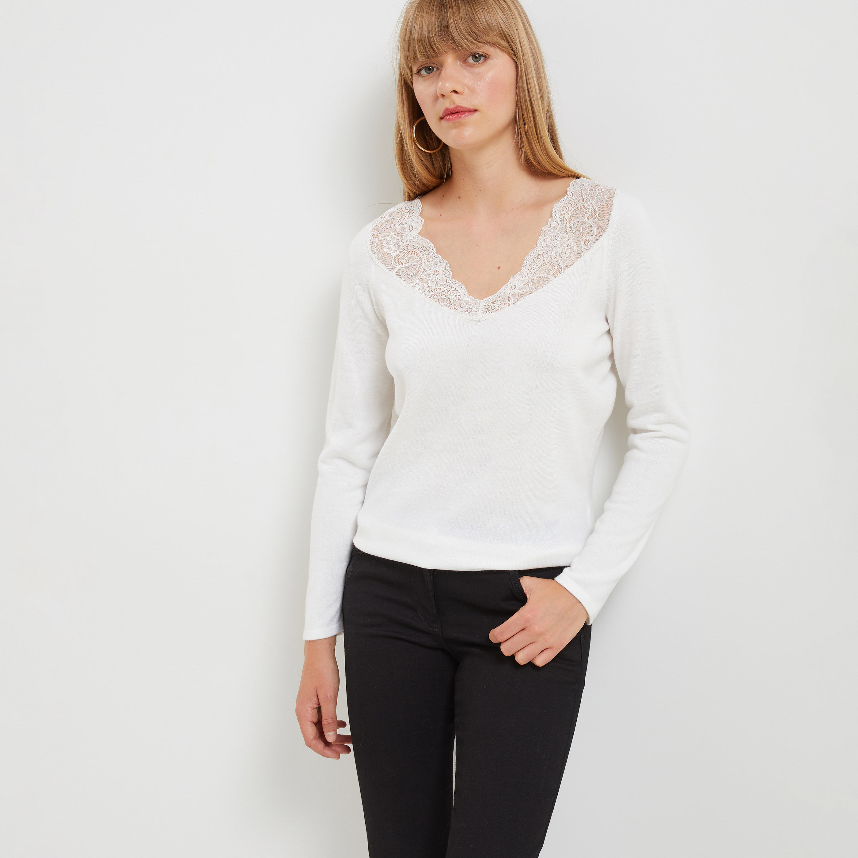 Pull col dentelle sales