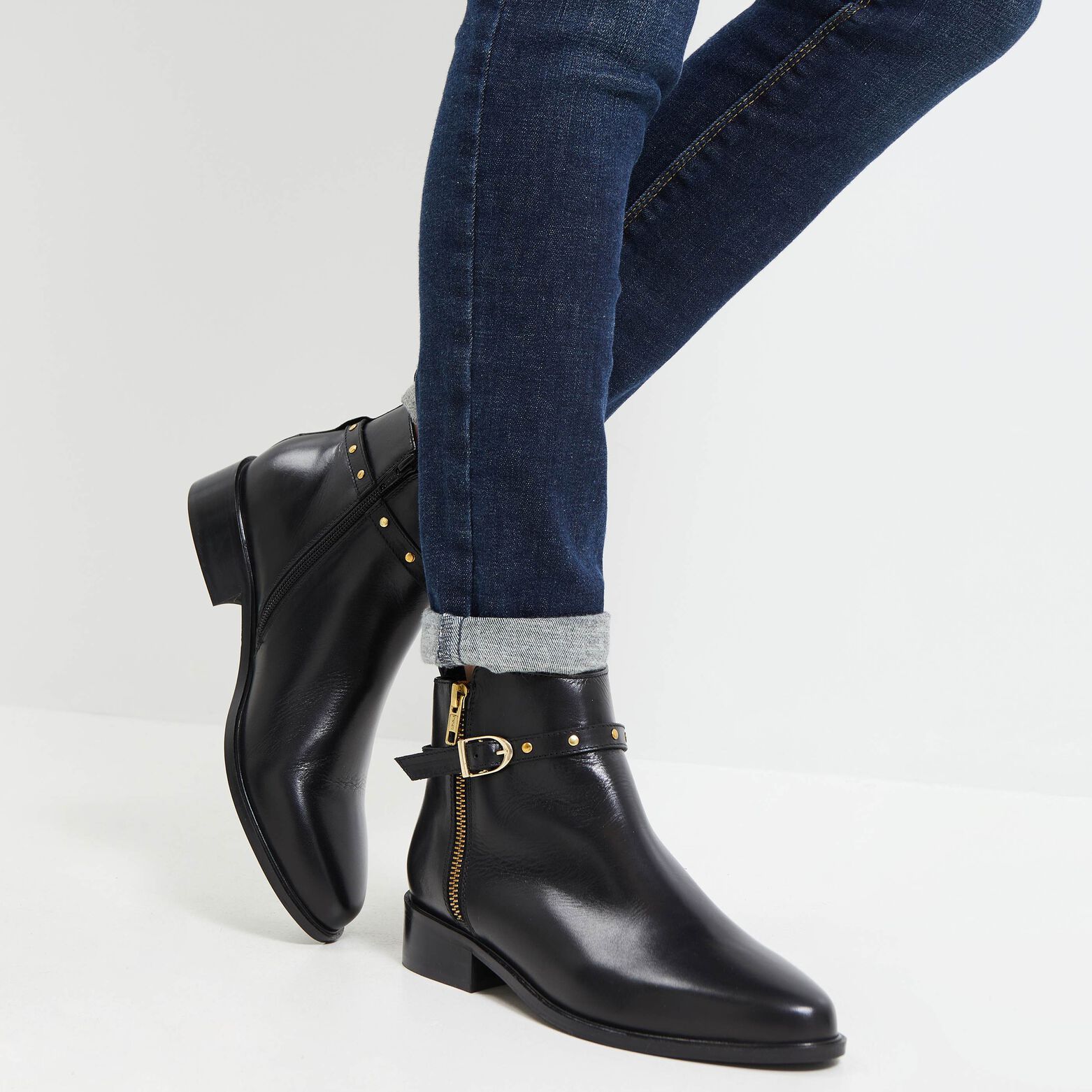 Bottines plates femme
