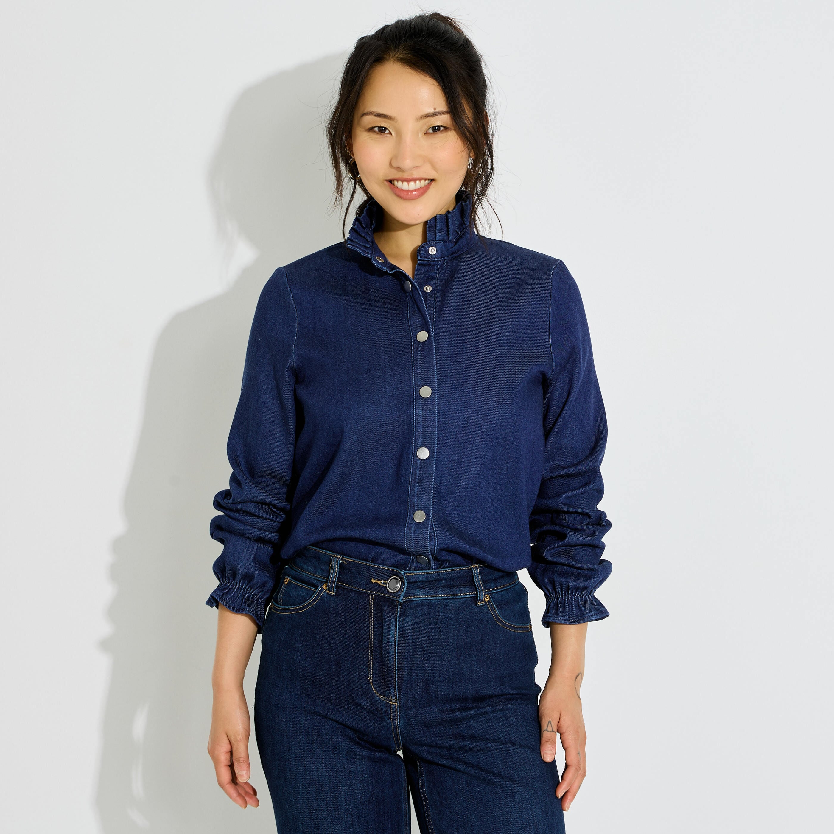 Chemise denim col montant femme