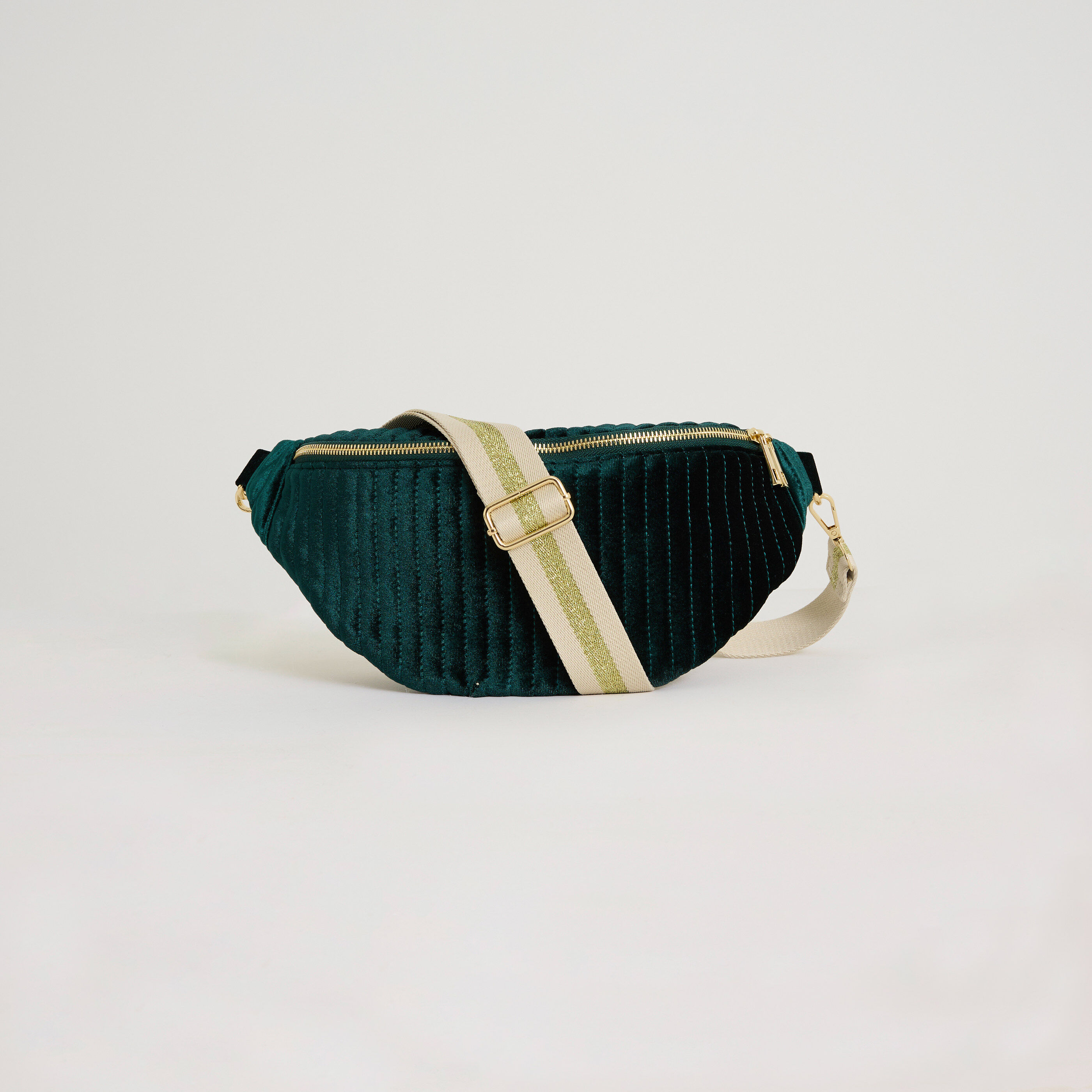 Sac banane en velours matelass&eacute; femme