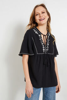 Blouse gaze de coton brodée femme