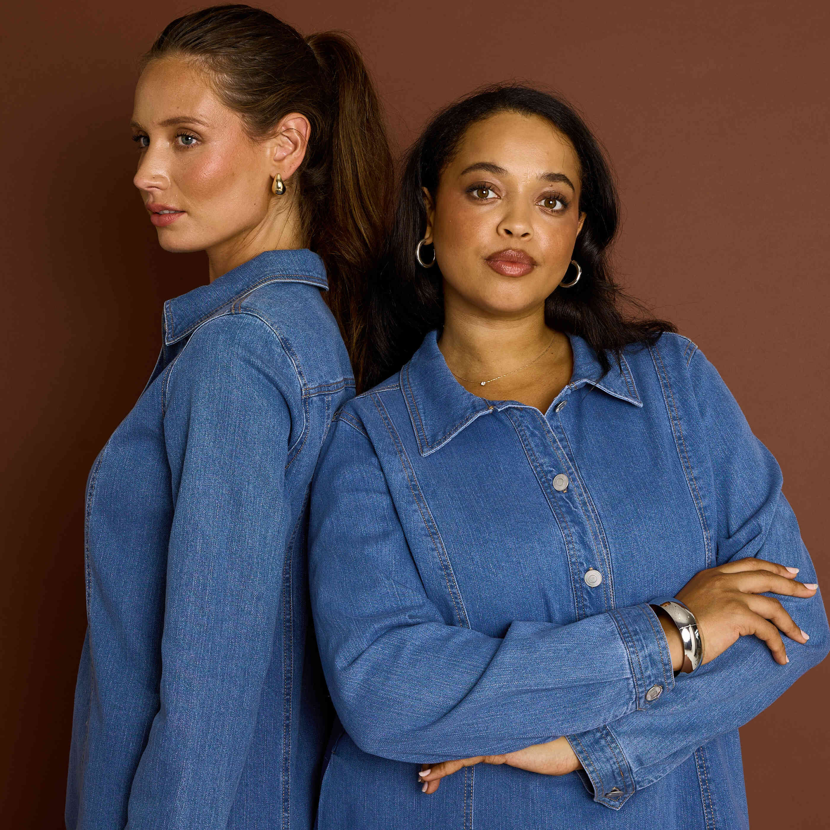 Robe courte en jean manches longues 