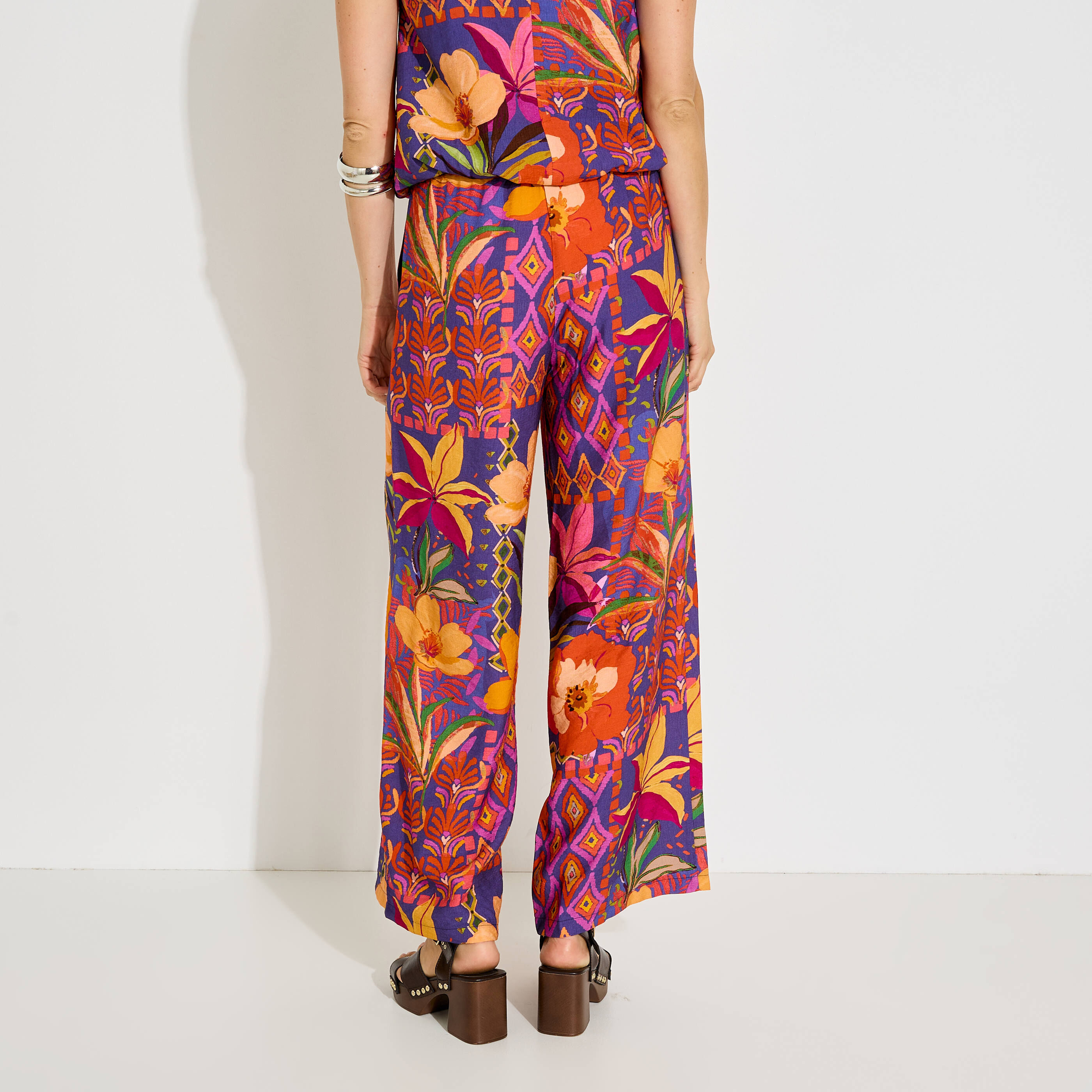 Pantalon fluide imprim&eacute; femme