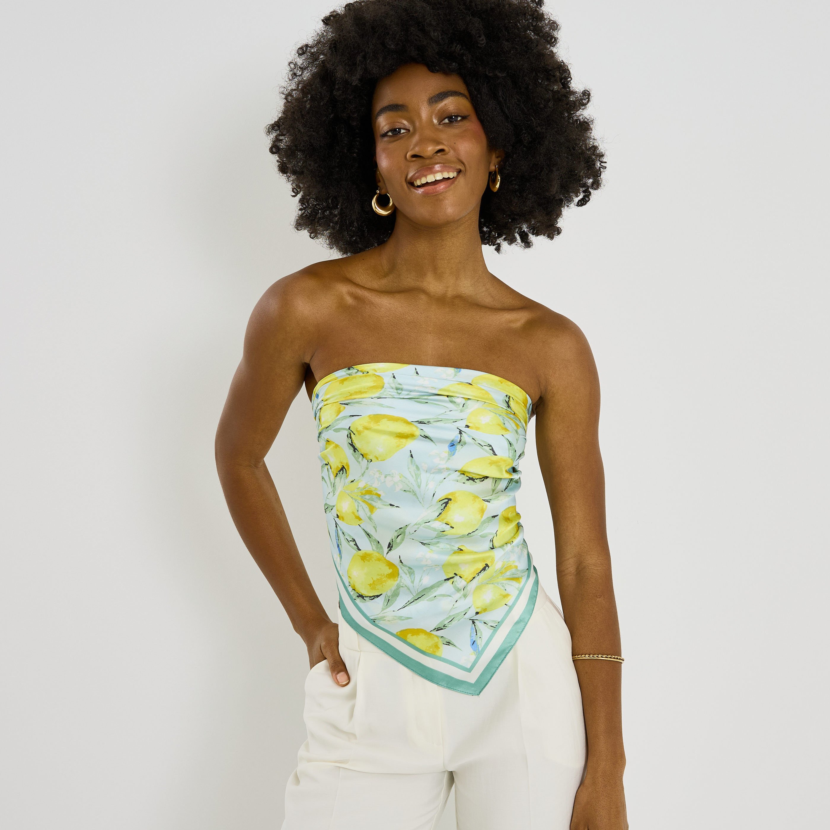 Foulard carr&eacute; motif citron femme
