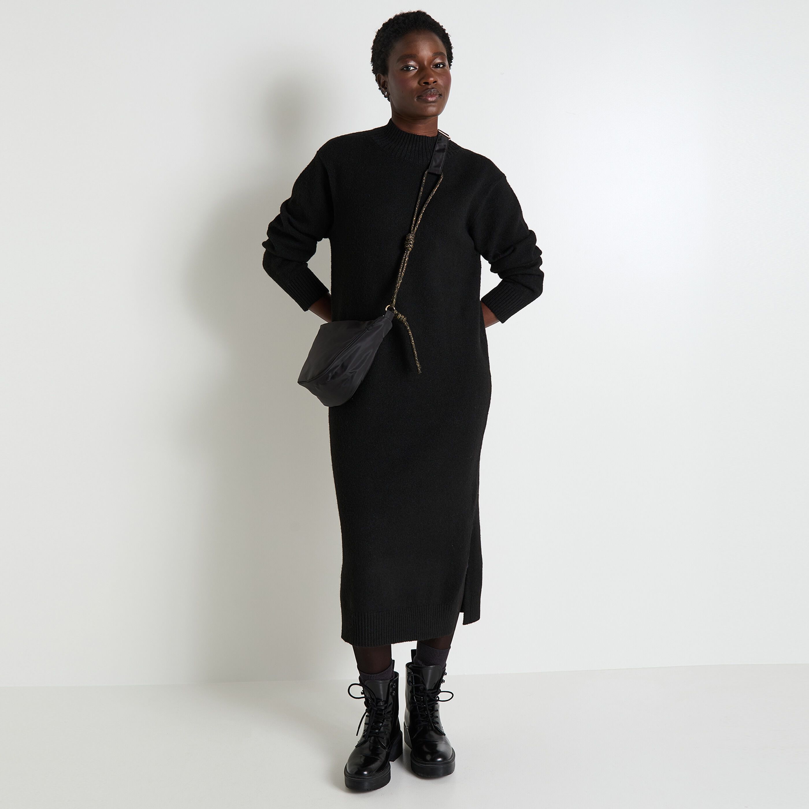 Robe pull col montant femme