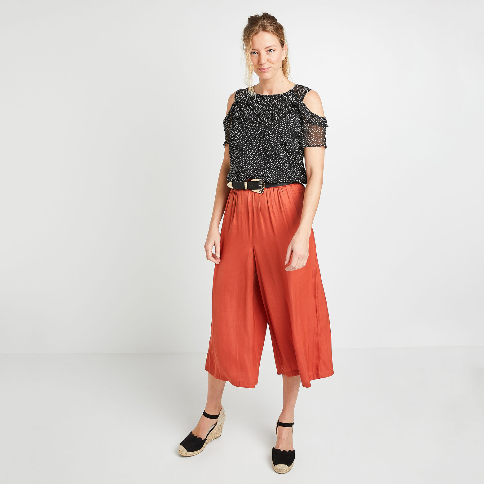 Blouse epaules ouvertes femme
