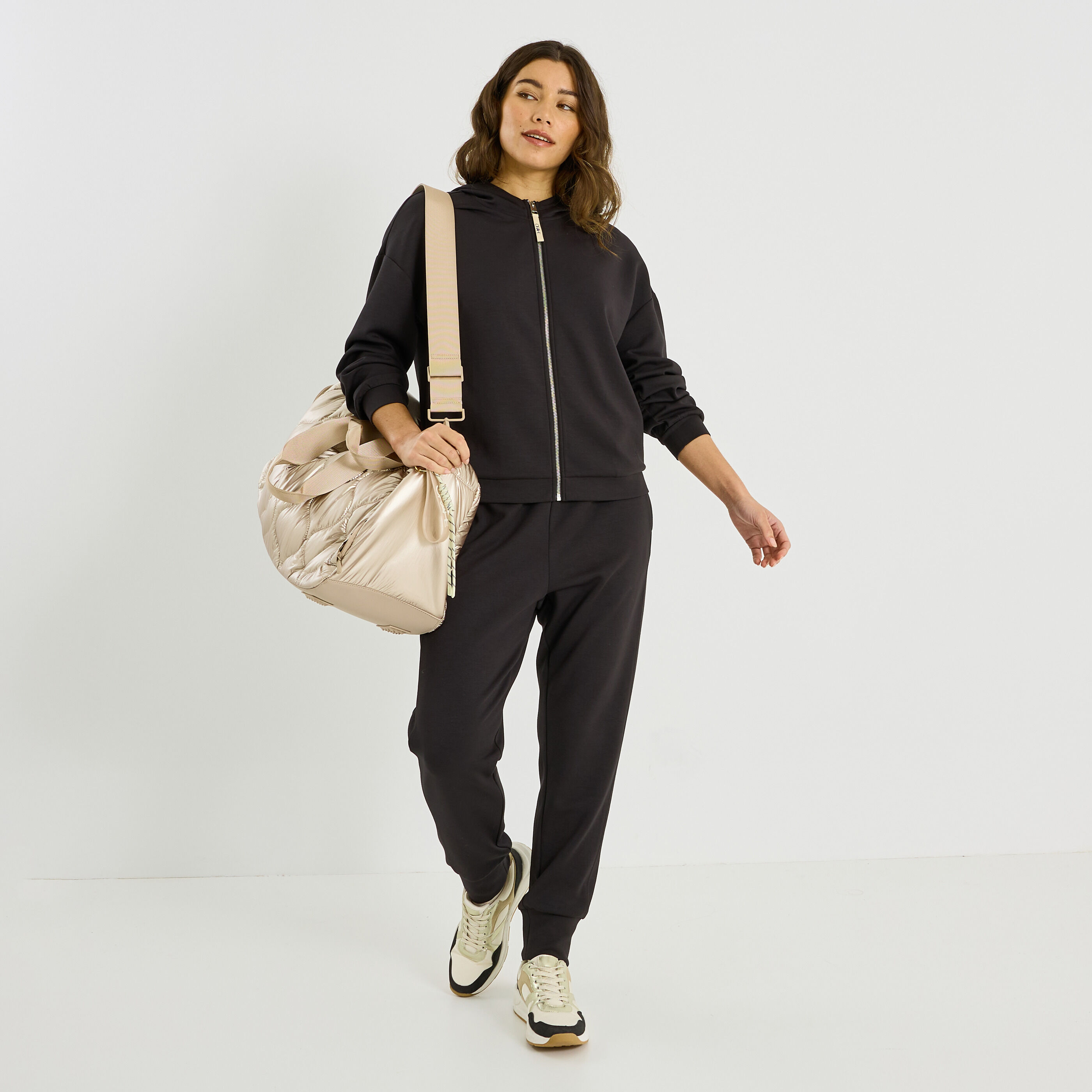 Gilet zipp&eacute; &agrave; capuche femme