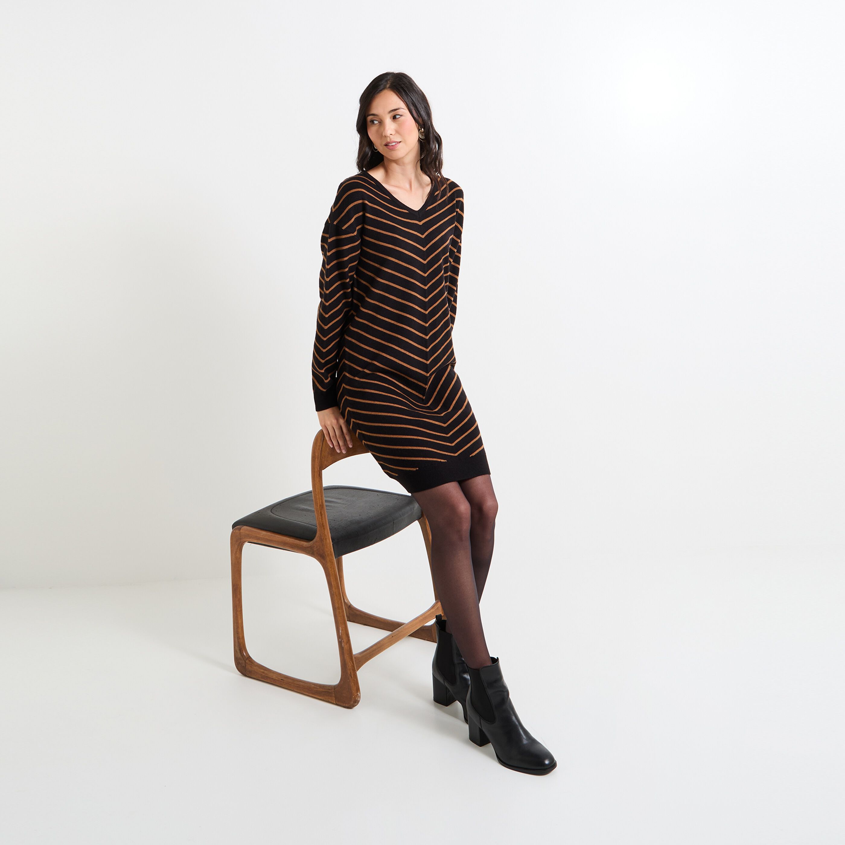 Robe pull col V femme