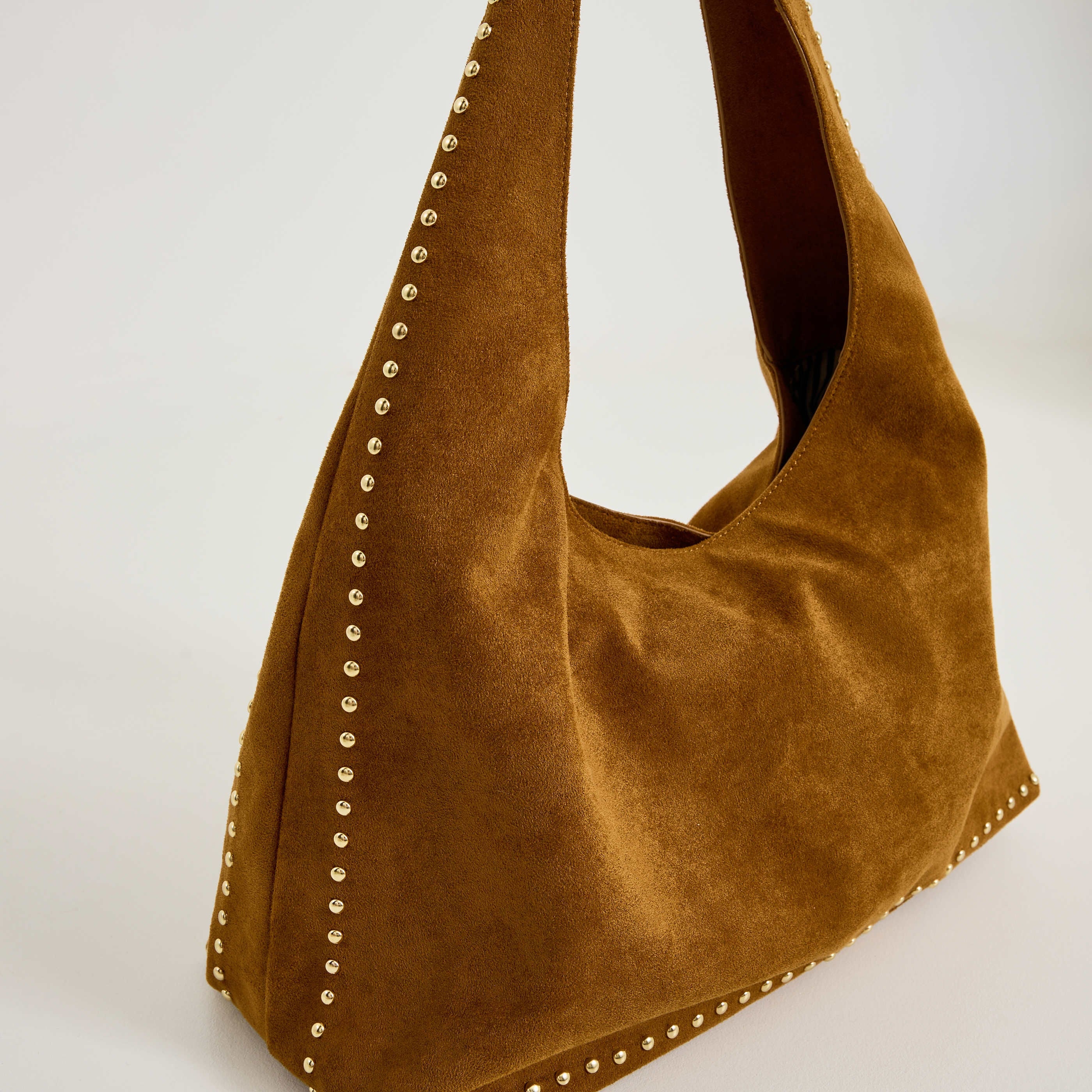 Grand sac port&eacute; &eacute;paule avec clous femme