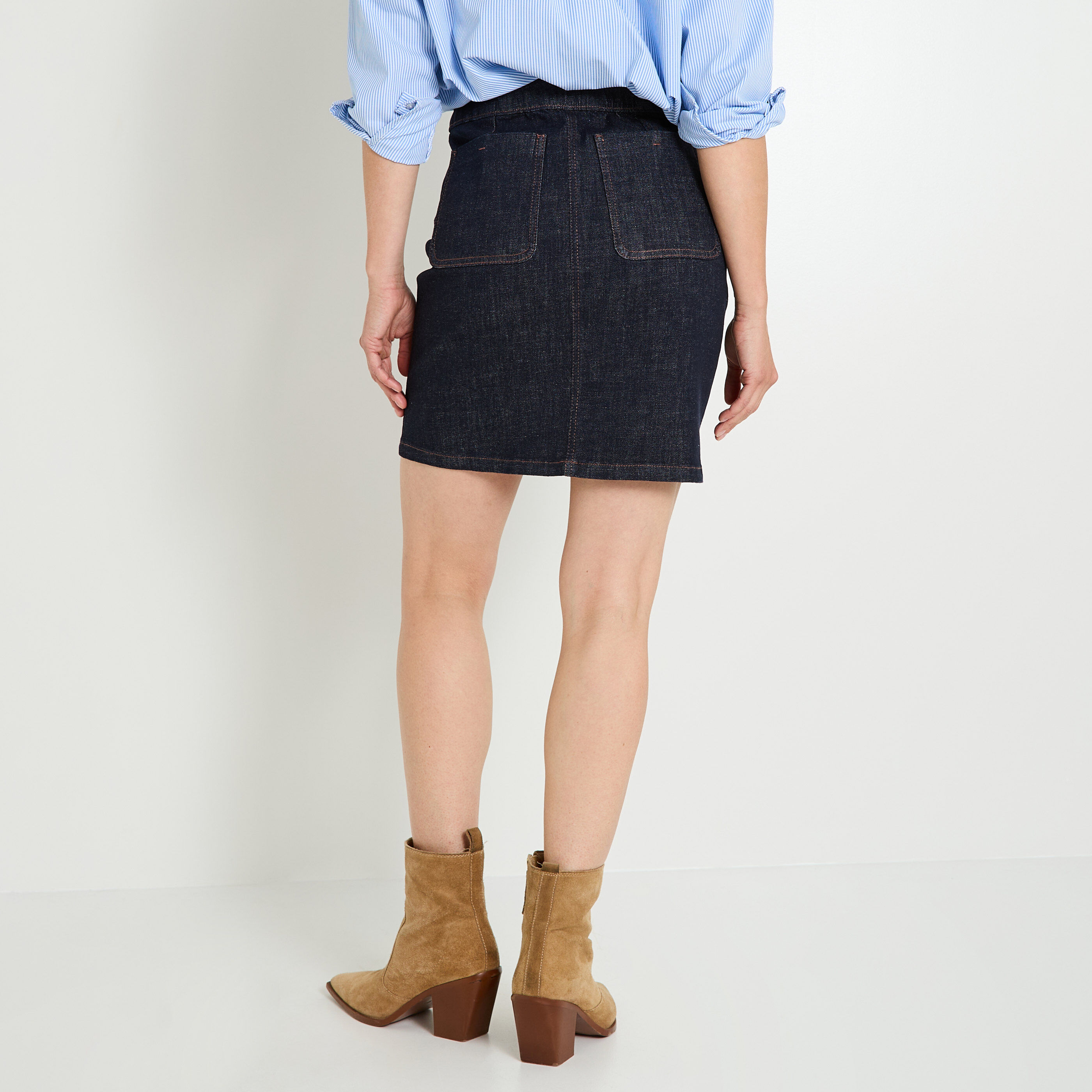 Jupe trap&egrave;ze en denim &agrave; pont 