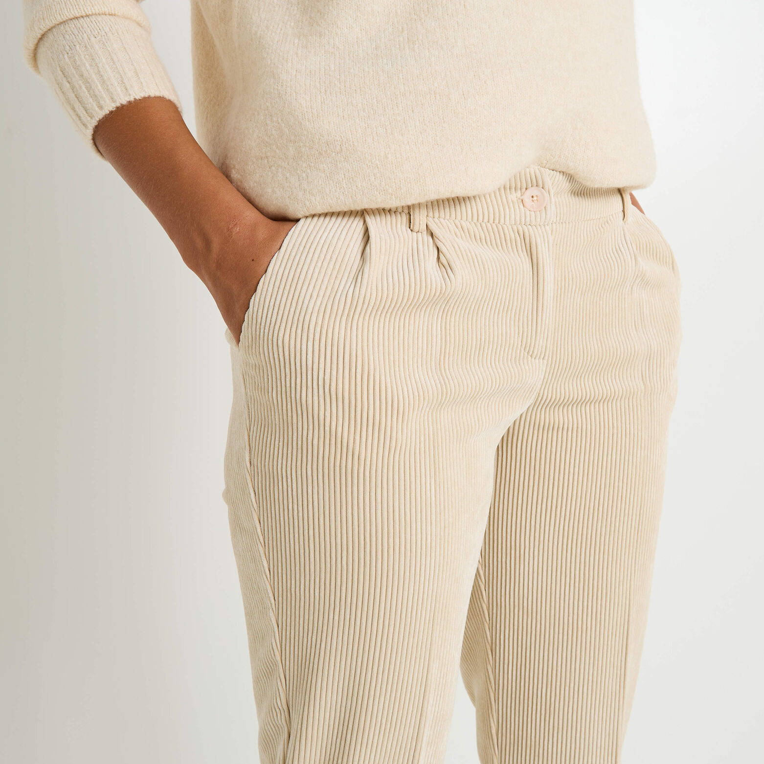 Pantalon en velours à revers femme