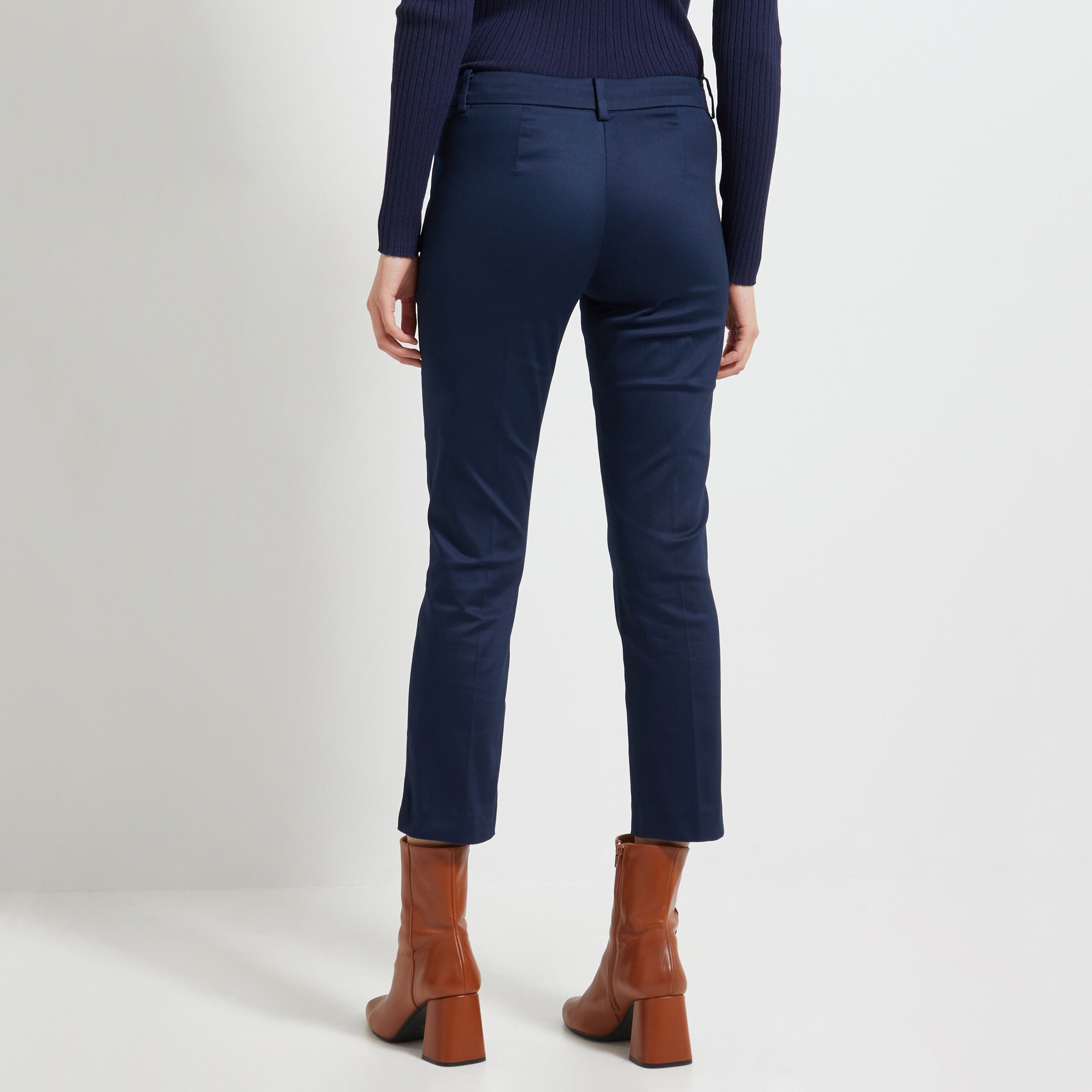 Pantalon cigarette raccourci femme