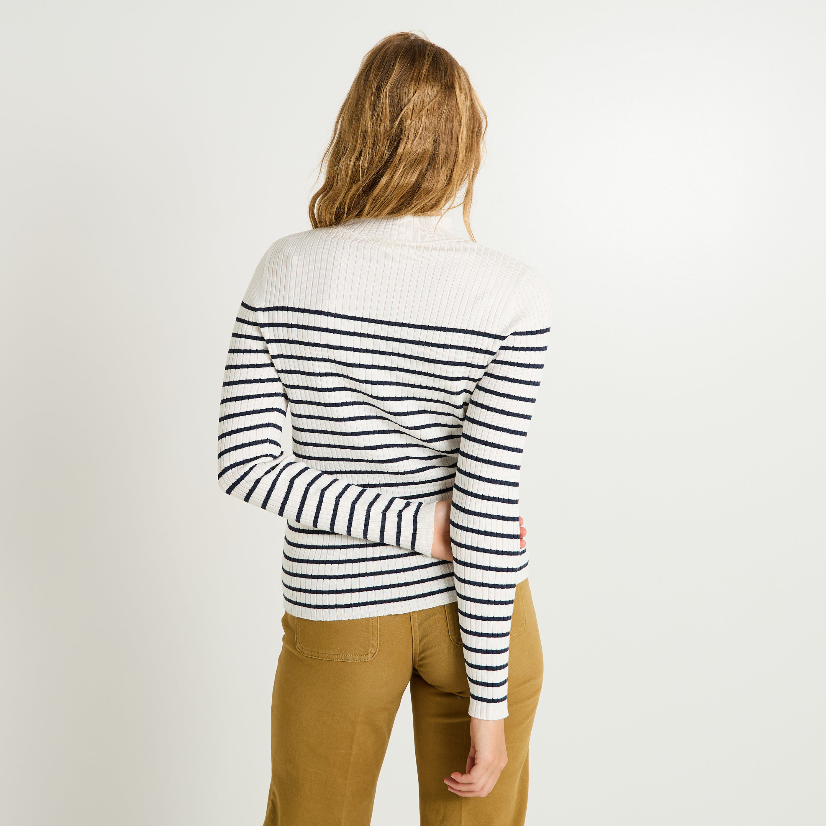 Pull col montant femme