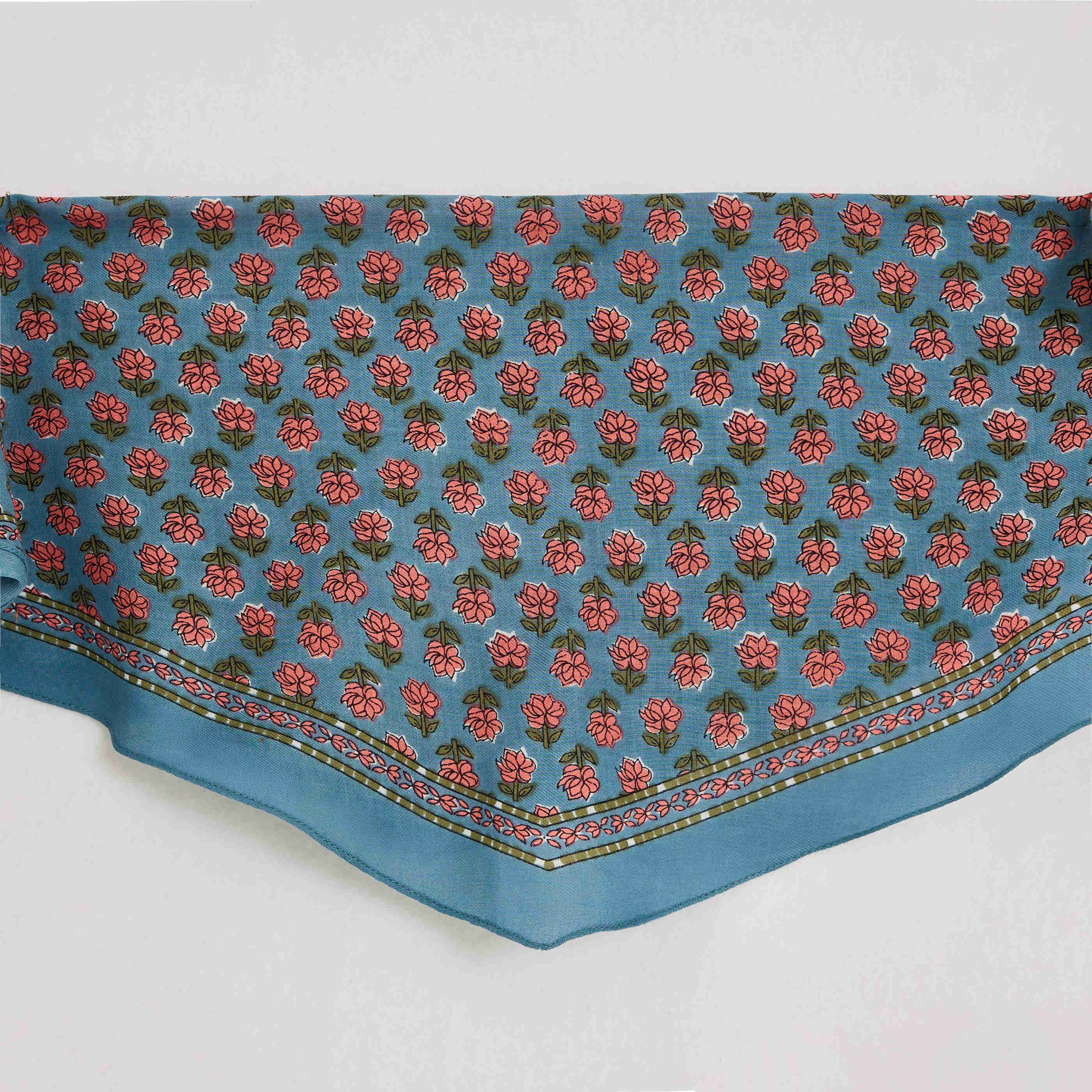 Foulard losange imprim&eacute; floral femme