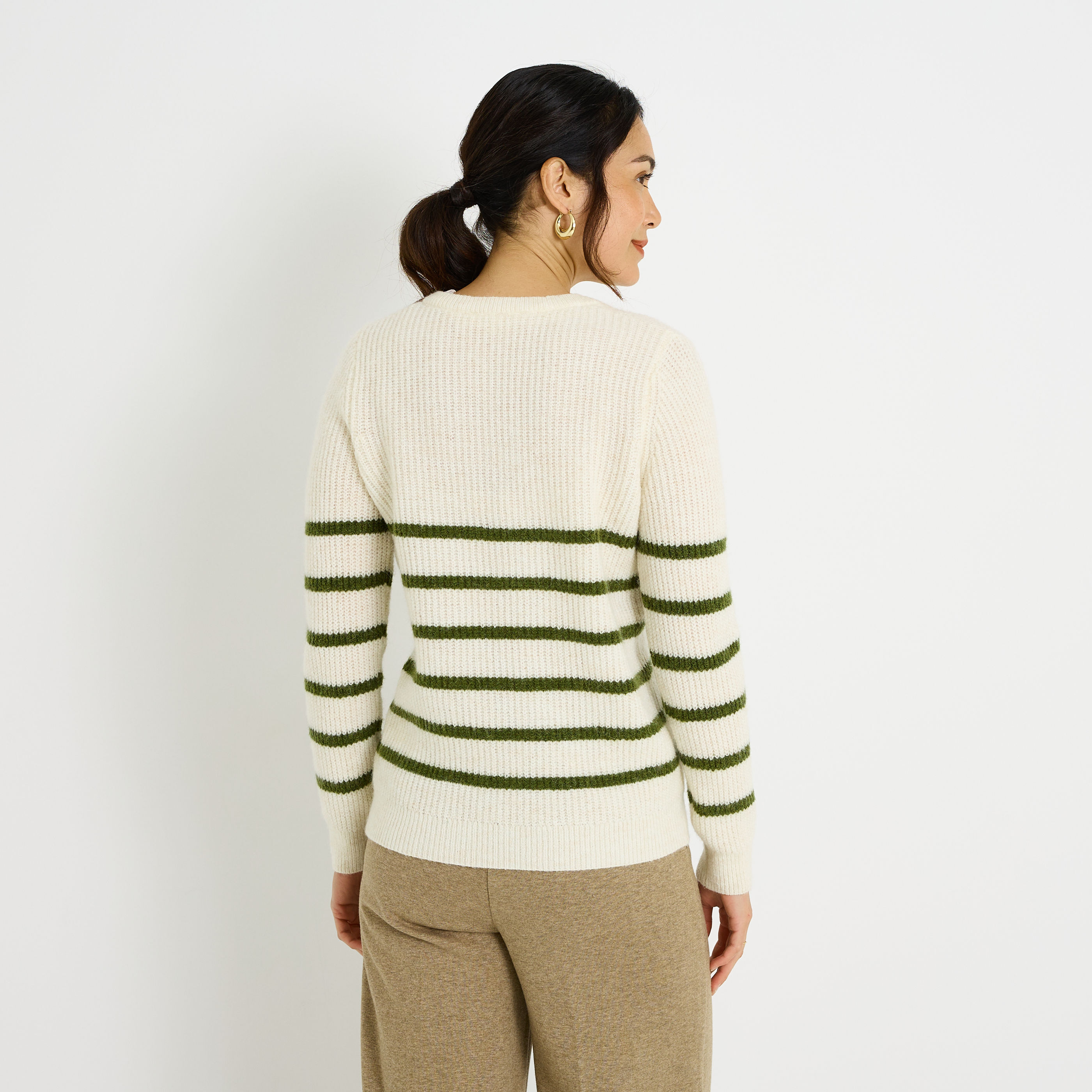 Pull c&ocirc;tes anglaises col V femme