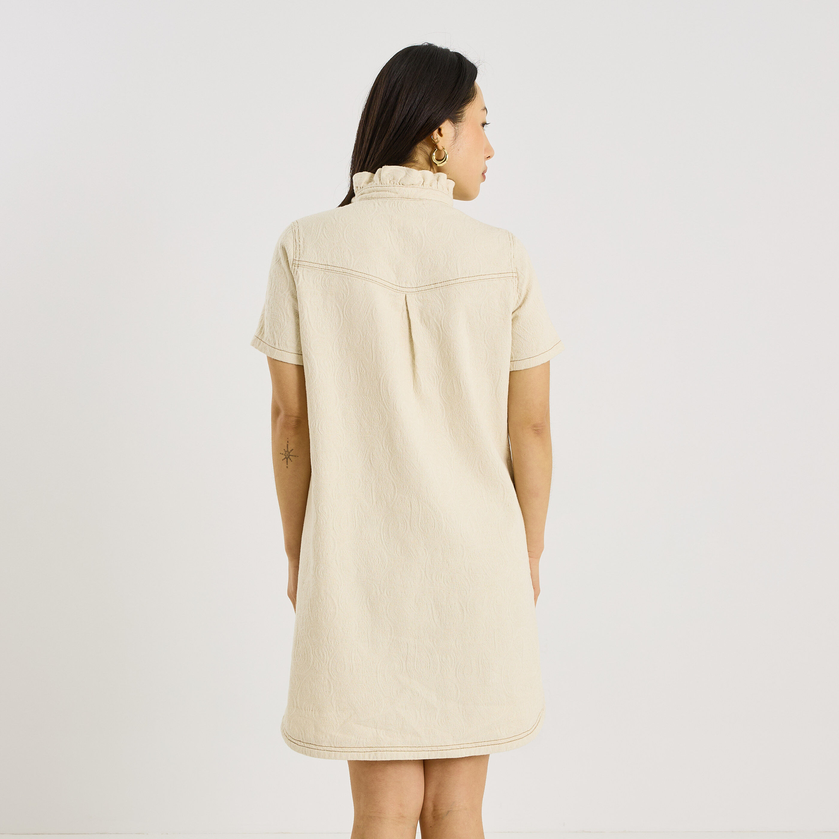 Robe courte en jacquard ton sur ton