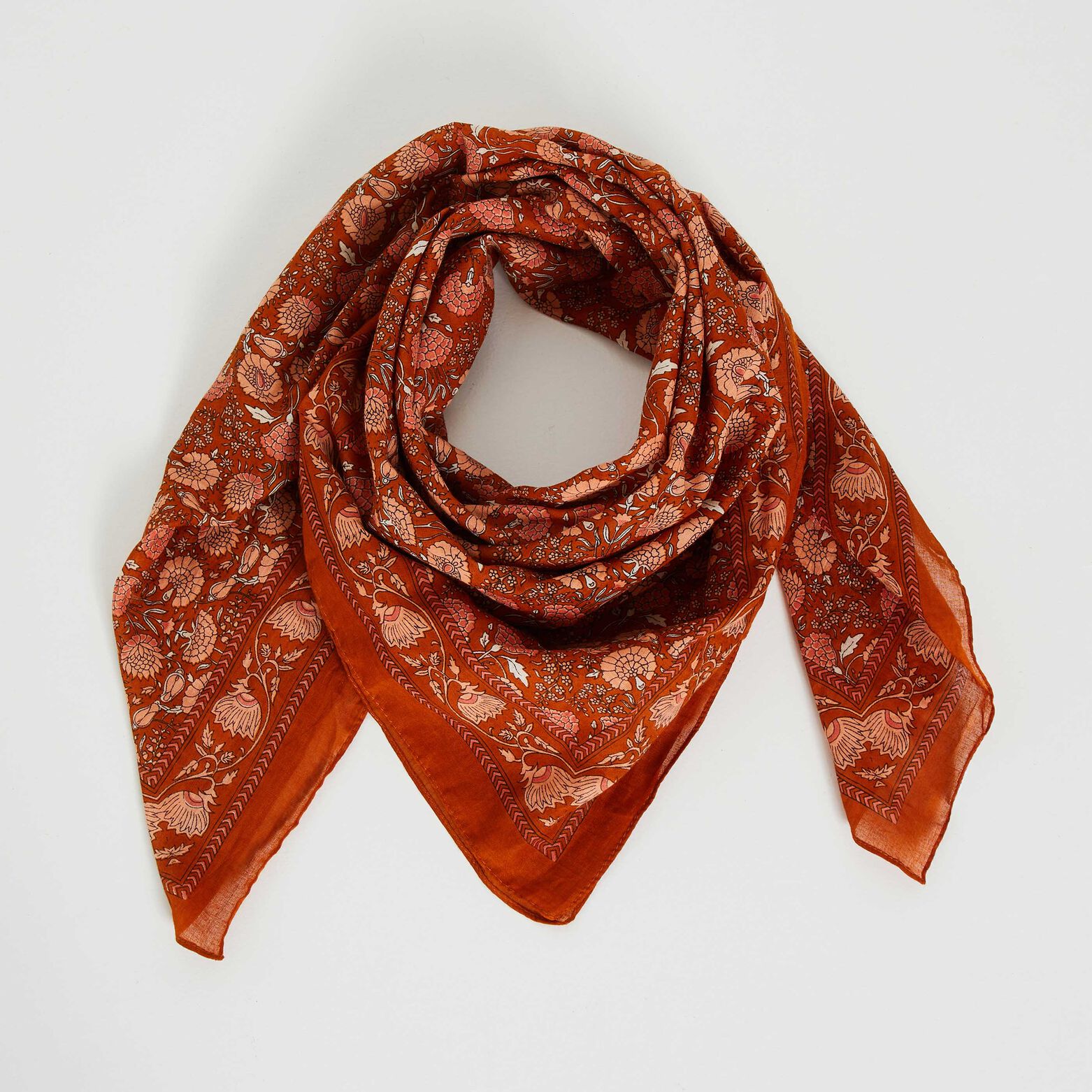 Foulard carré imprimé femme