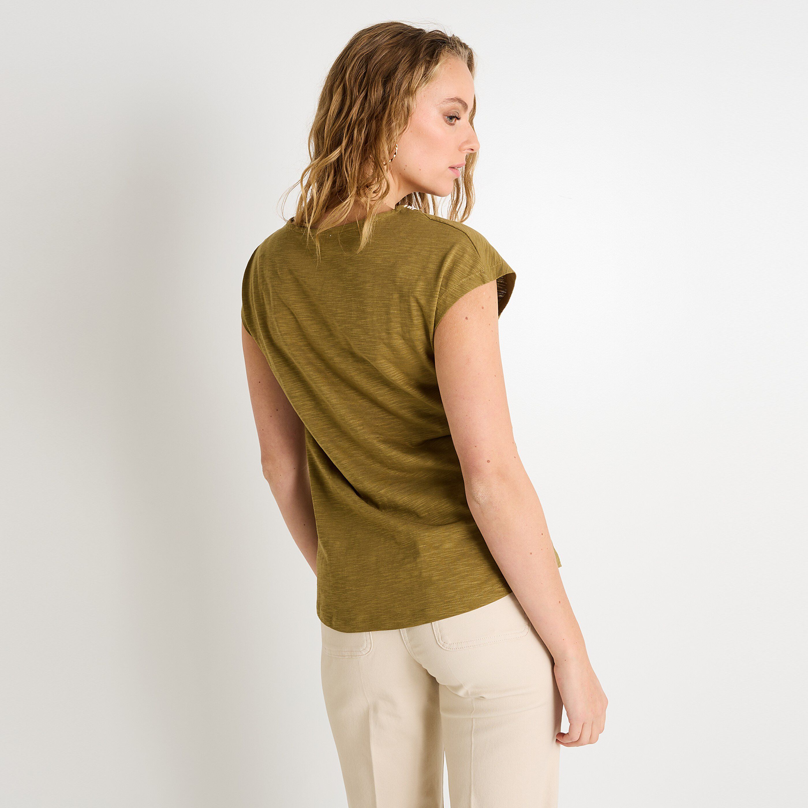 T-shirt col tunisien femme