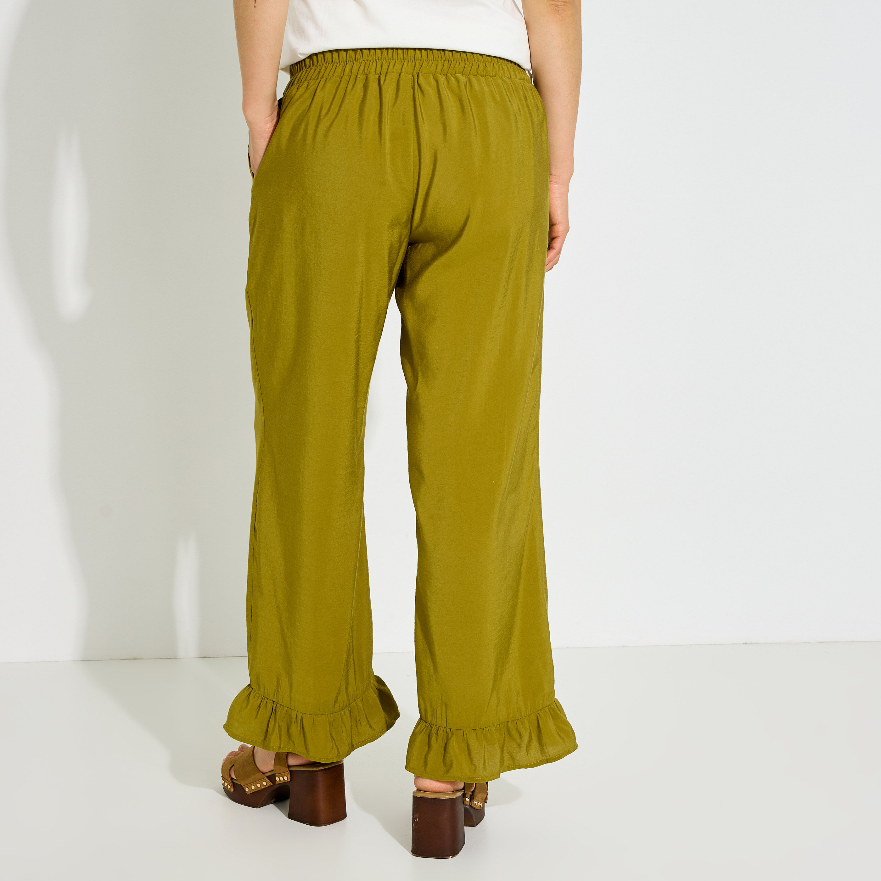 Pantalon large avec volants femme
