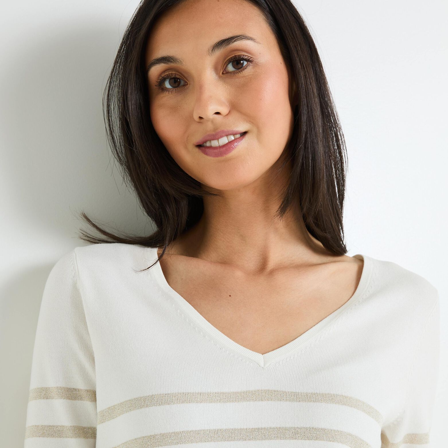 Pull à rayures col V femme
