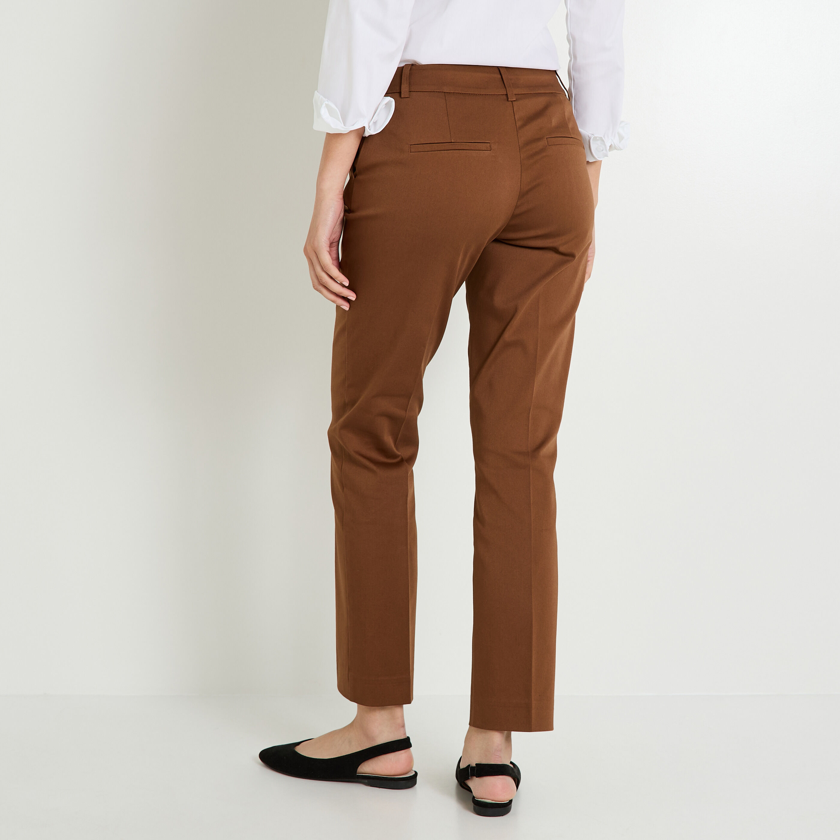 Pantalon cigarette femme