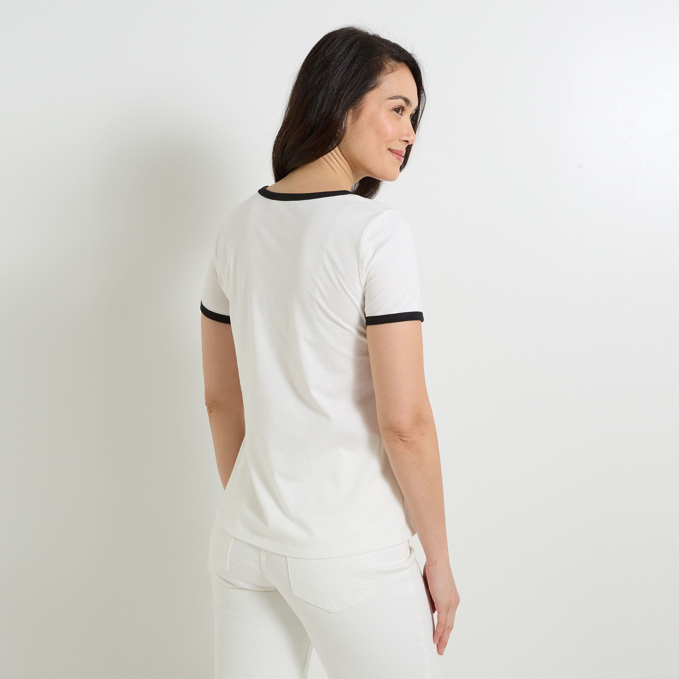 T-shirt brod&eacute; femme