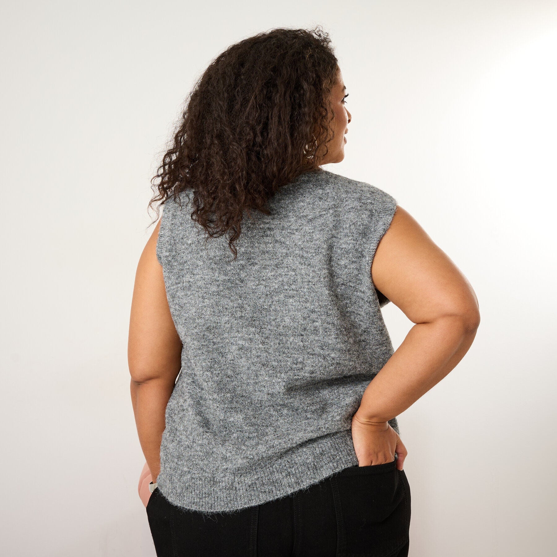 Pull sans manches strass femme