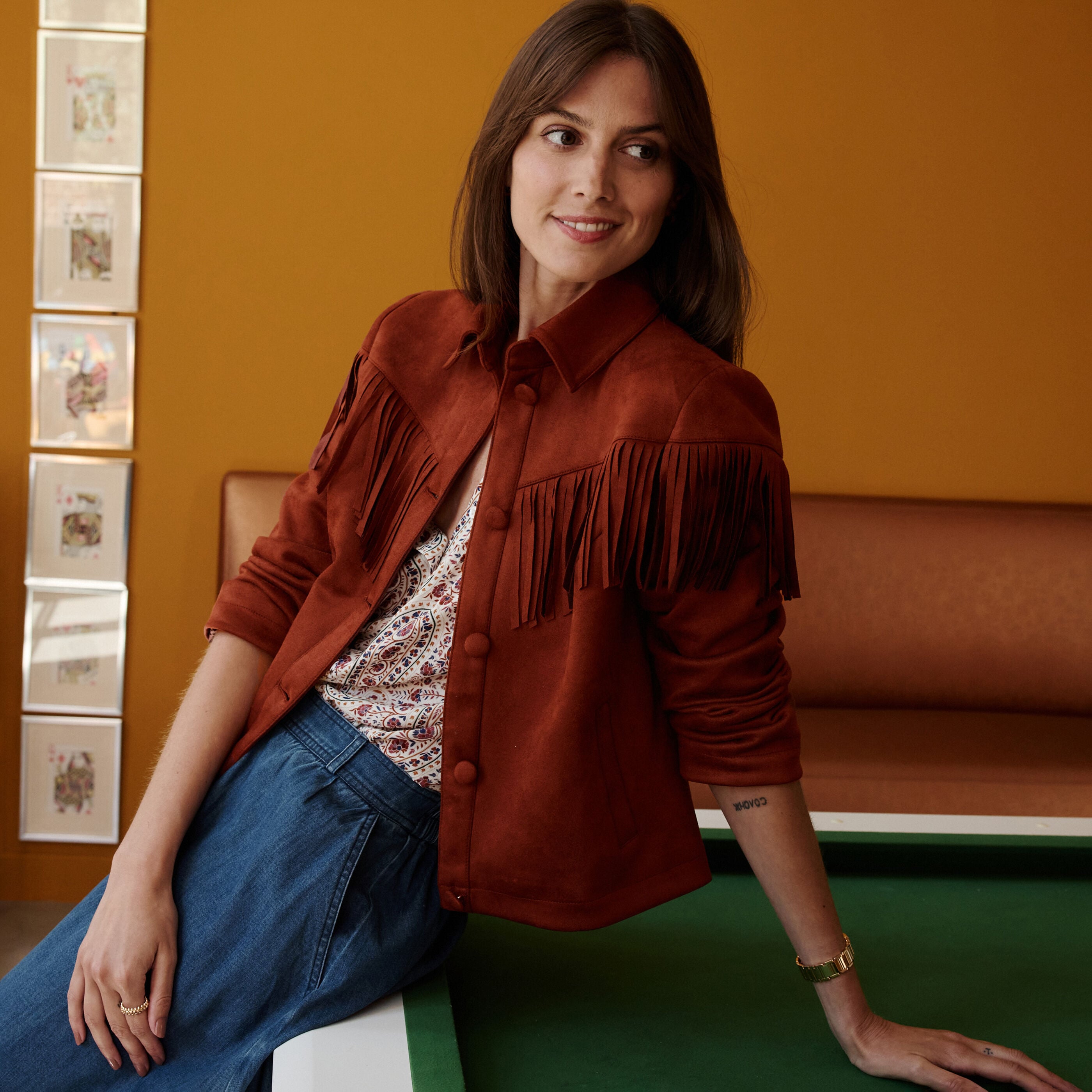 Veste courte en su&eacute;dine &agrave; franges femme