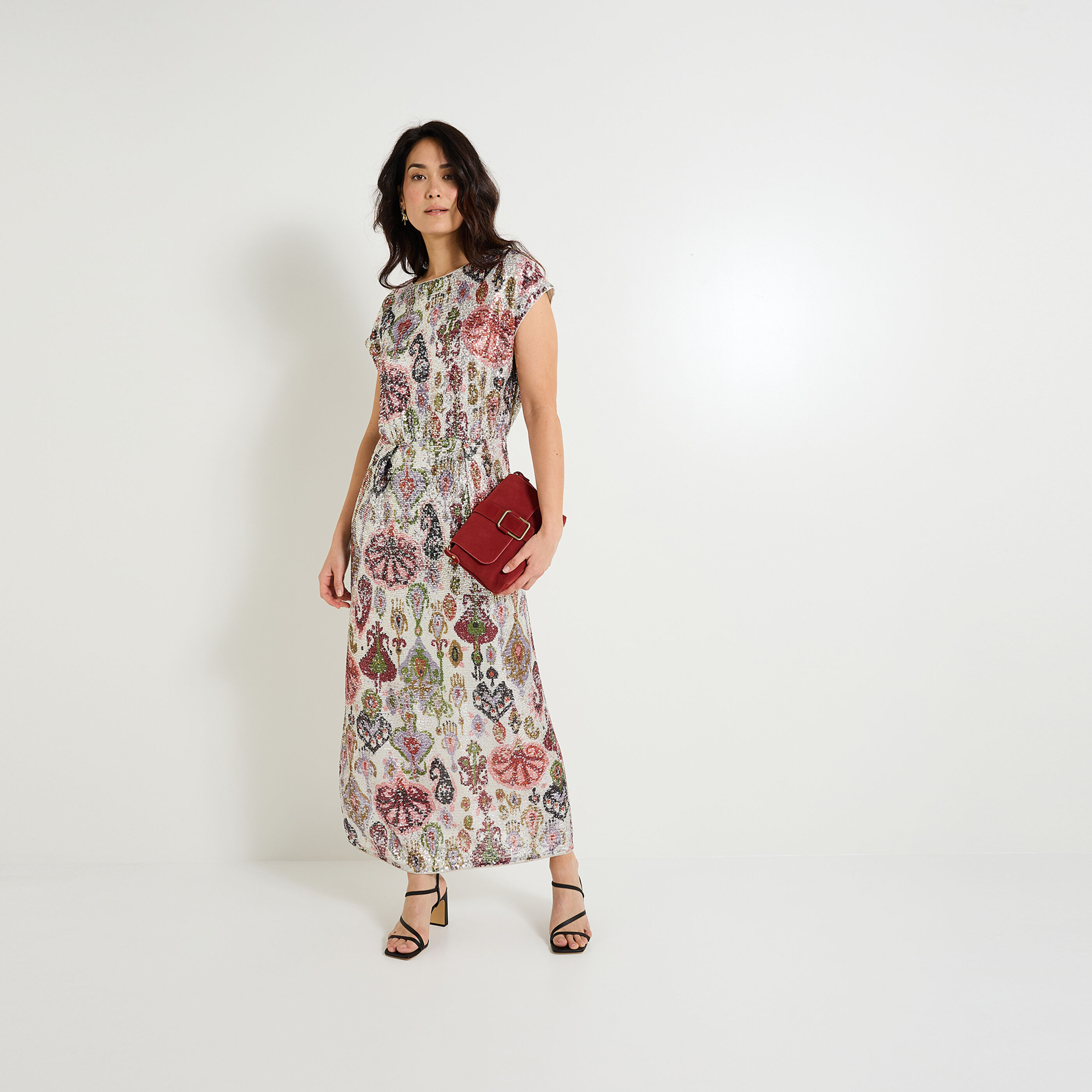 Robe longue habill&eacute;e femme