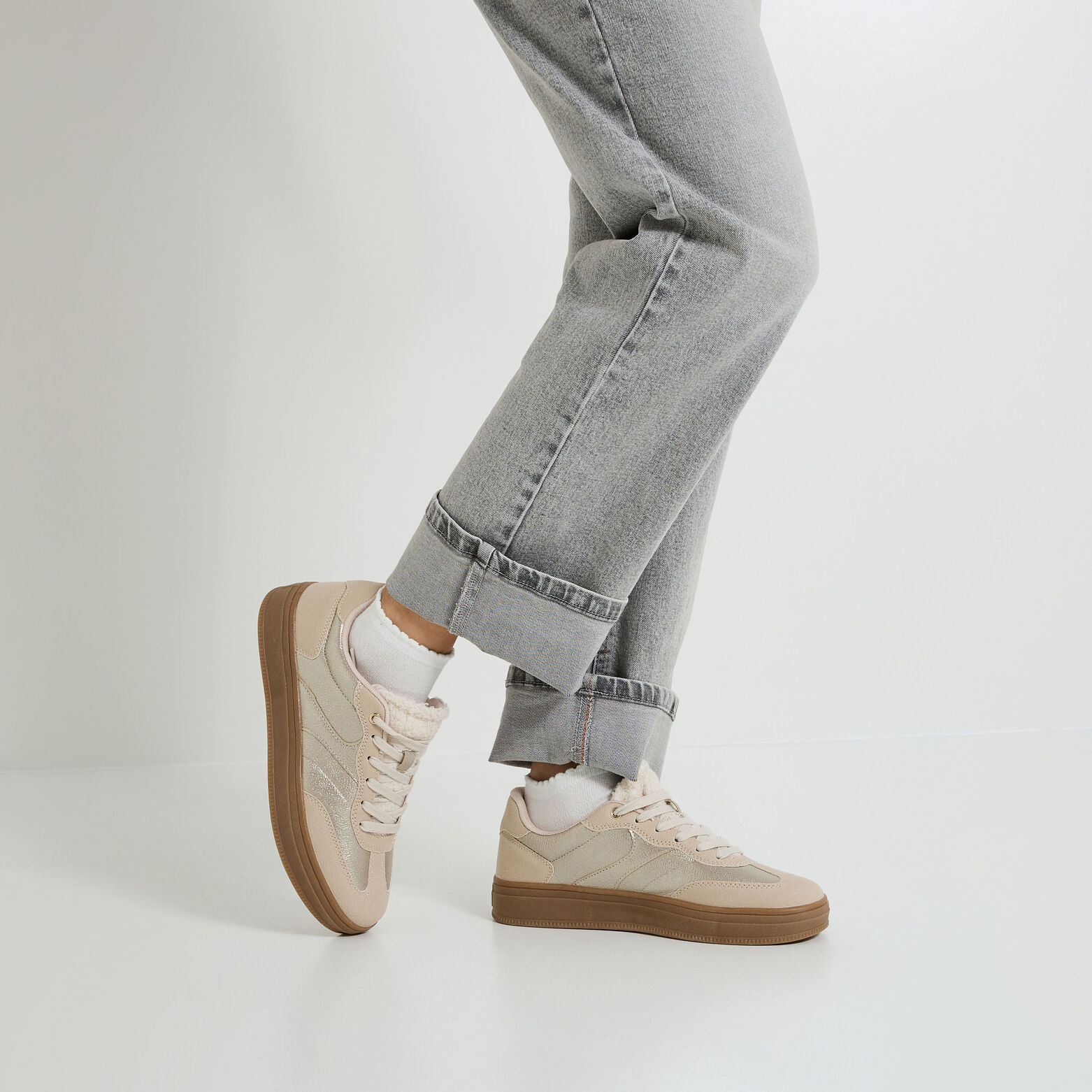 Baskets bi-matière irisées femme