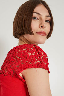Tshirt détails crochet femme