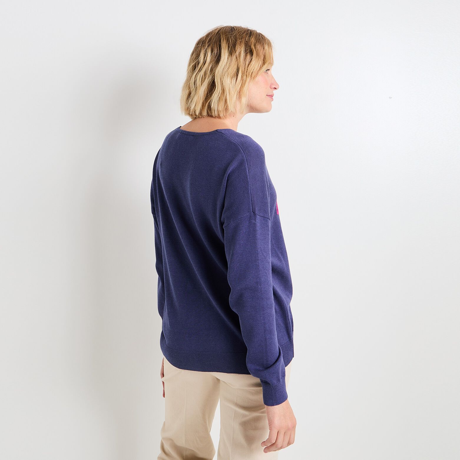 Pull col V femme
