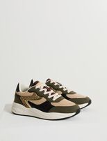 KAKI