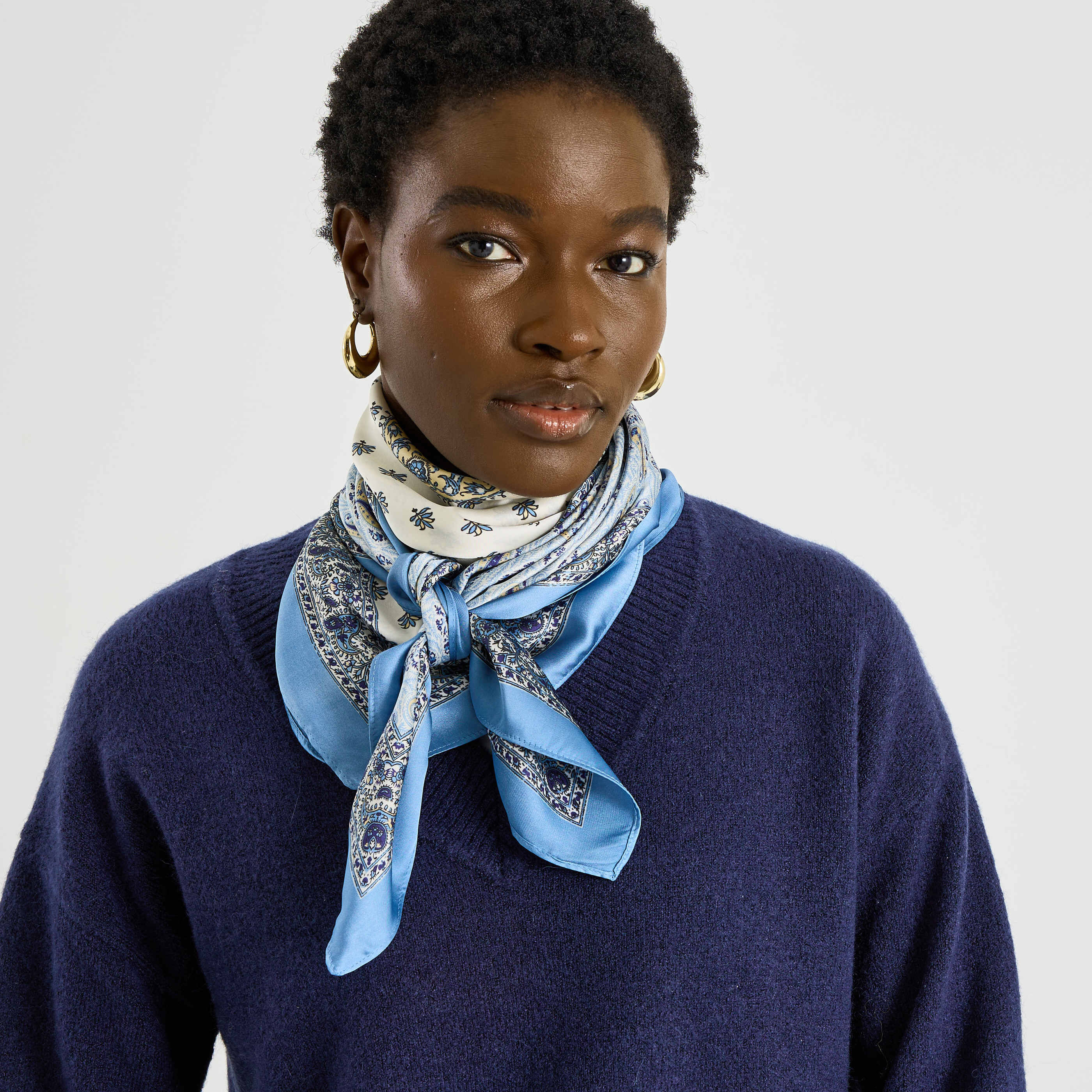 Foulard carr&eacute; imprim&eacute; femme