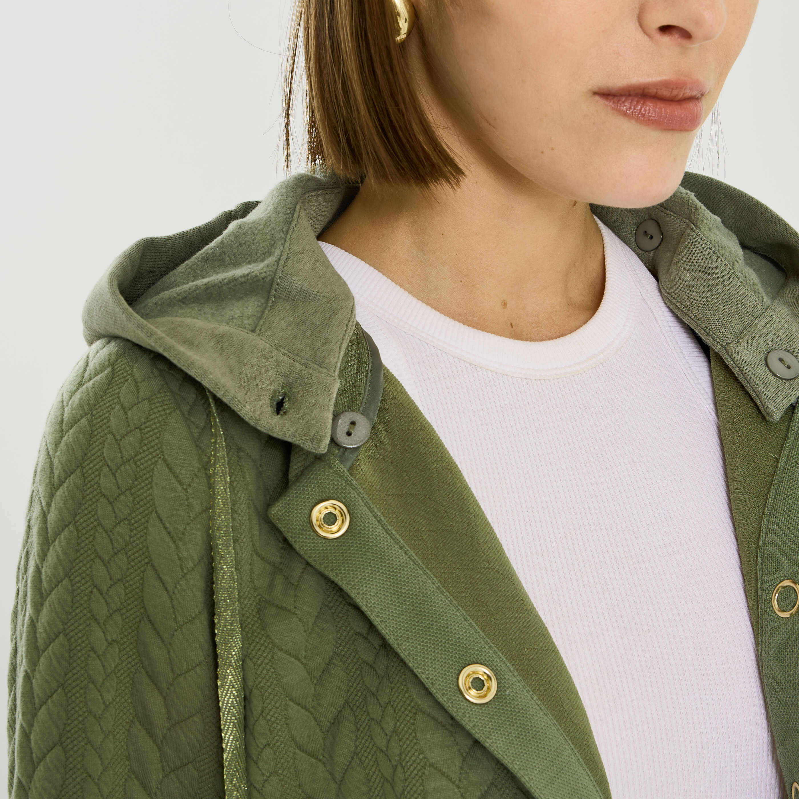 Bomber matelass&eacute; capuche amovible femme