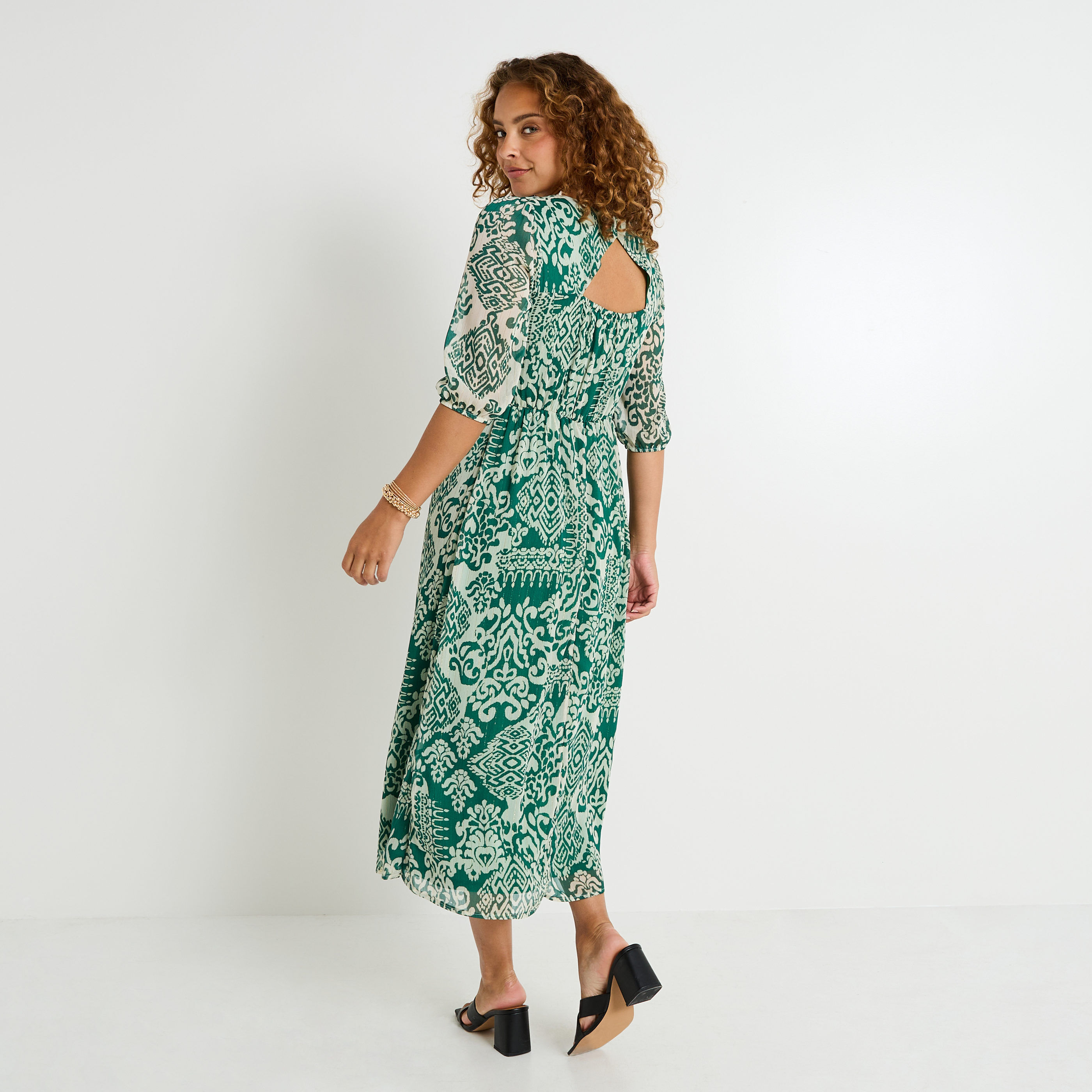 Robe longue imprim&eacute;e col V 