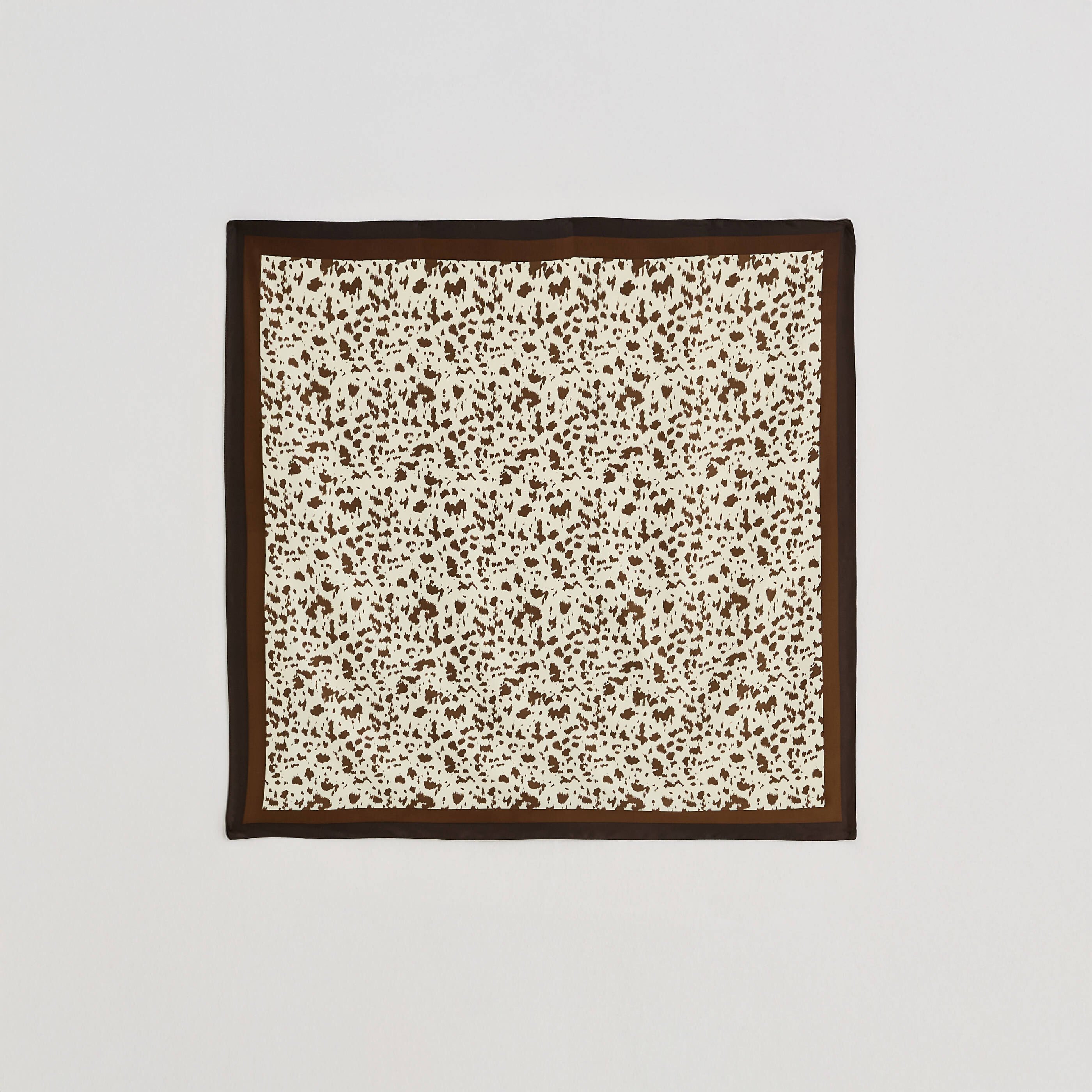 Foulard carr&eacute; imprim&eacute; vache femme