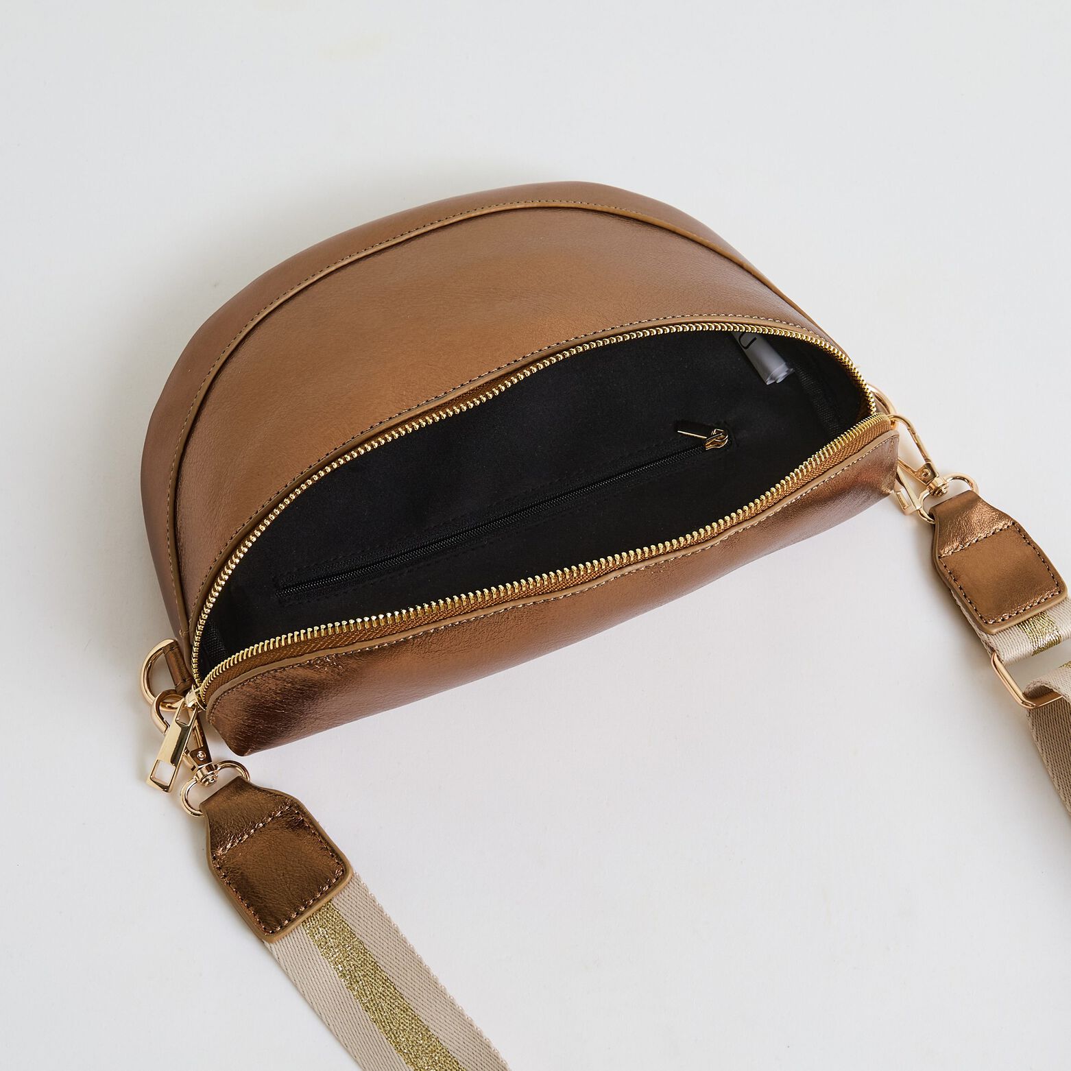 Sac banane croûte de cuir femme