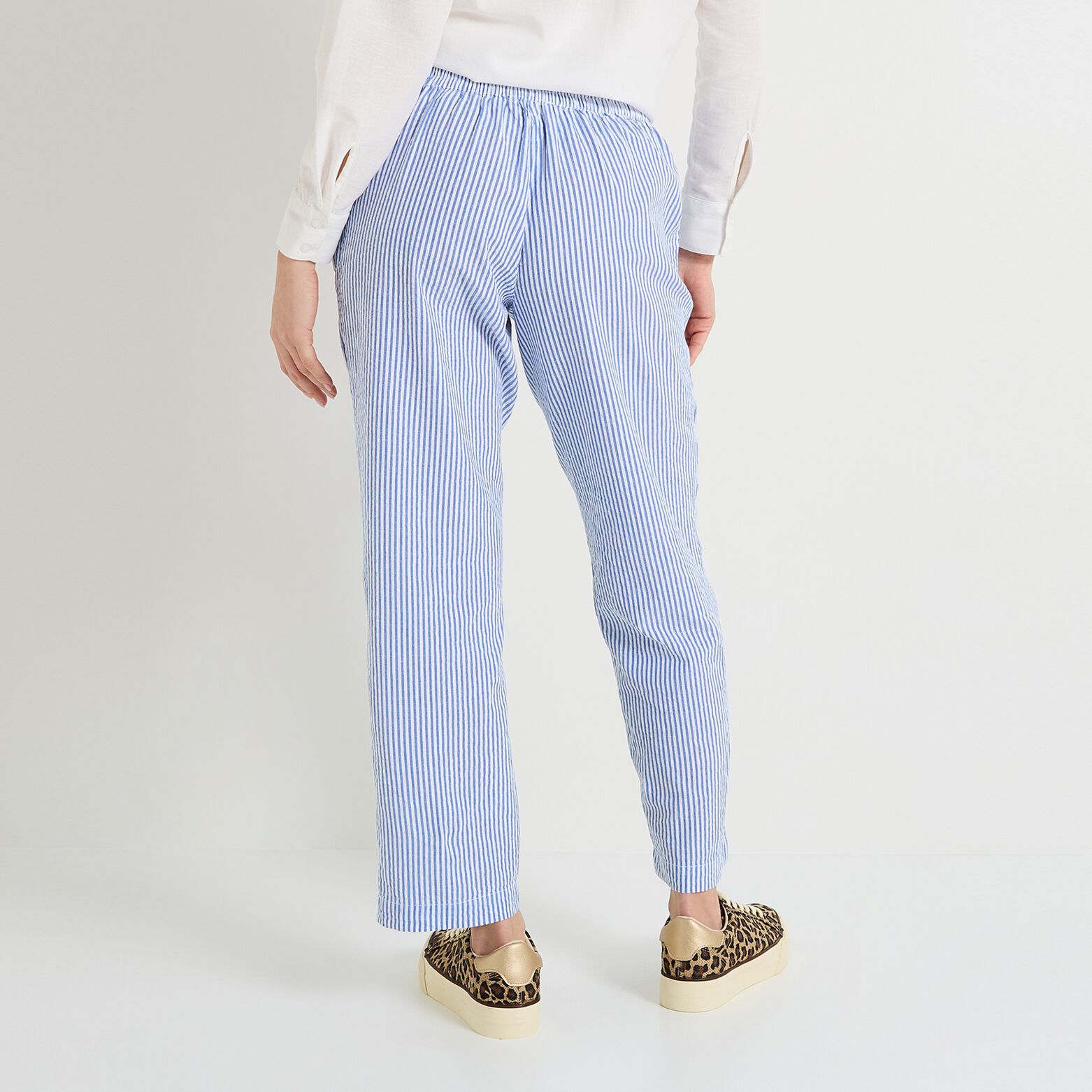 Pantalon rayé en seersucker femme