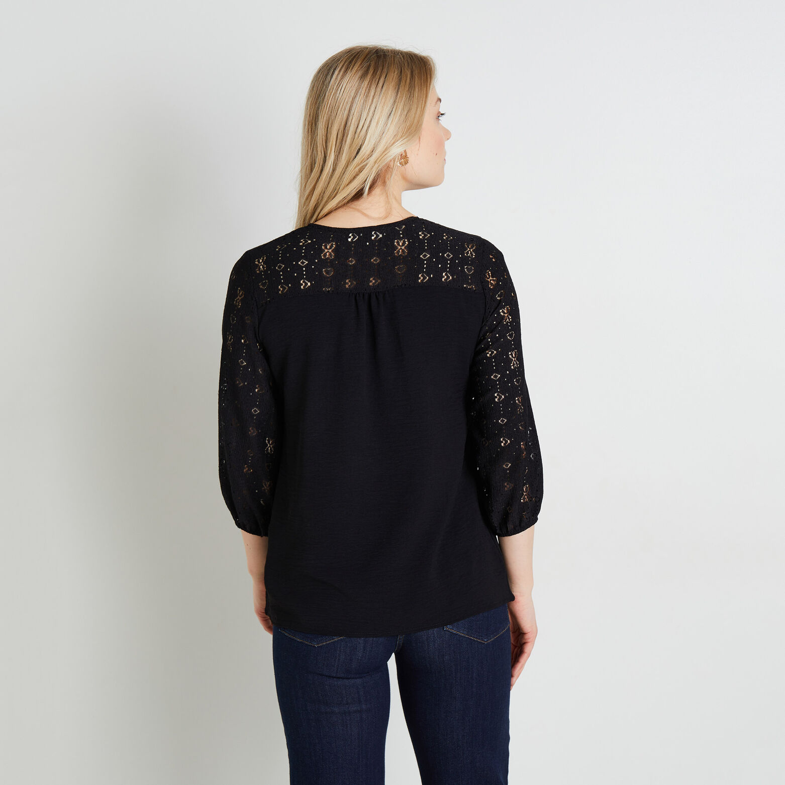 Blouse details ajourés femme