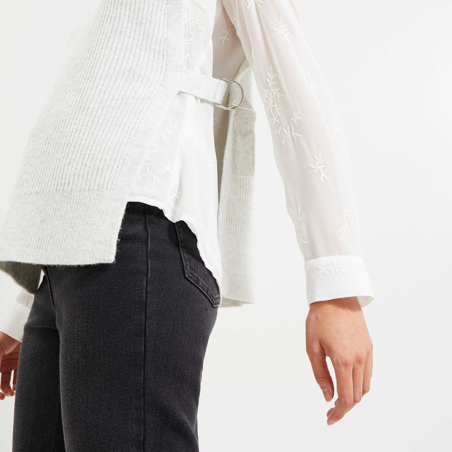 Pull sans manches ouverture femme