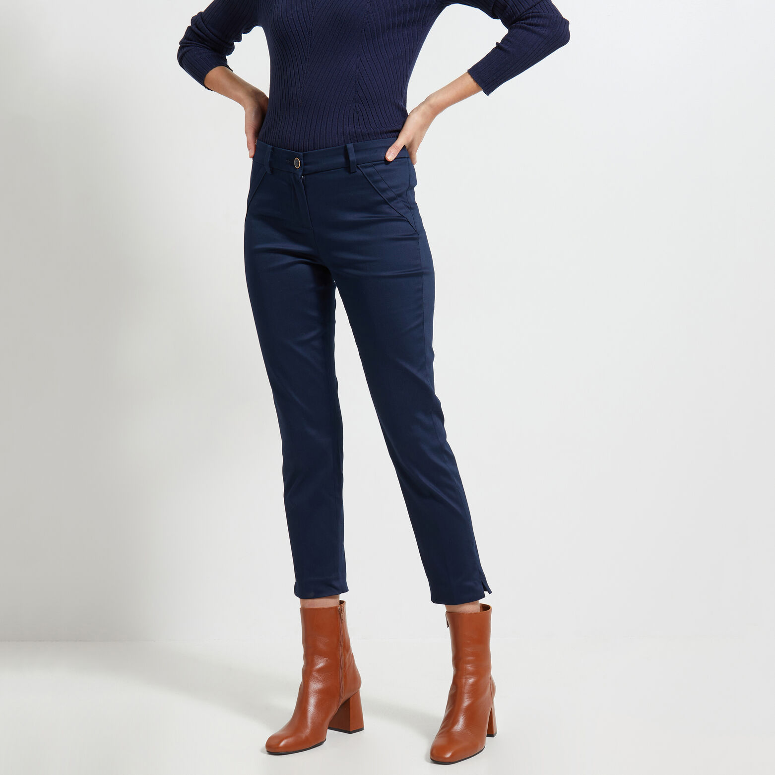 Pantalon cigarette raccourci femme